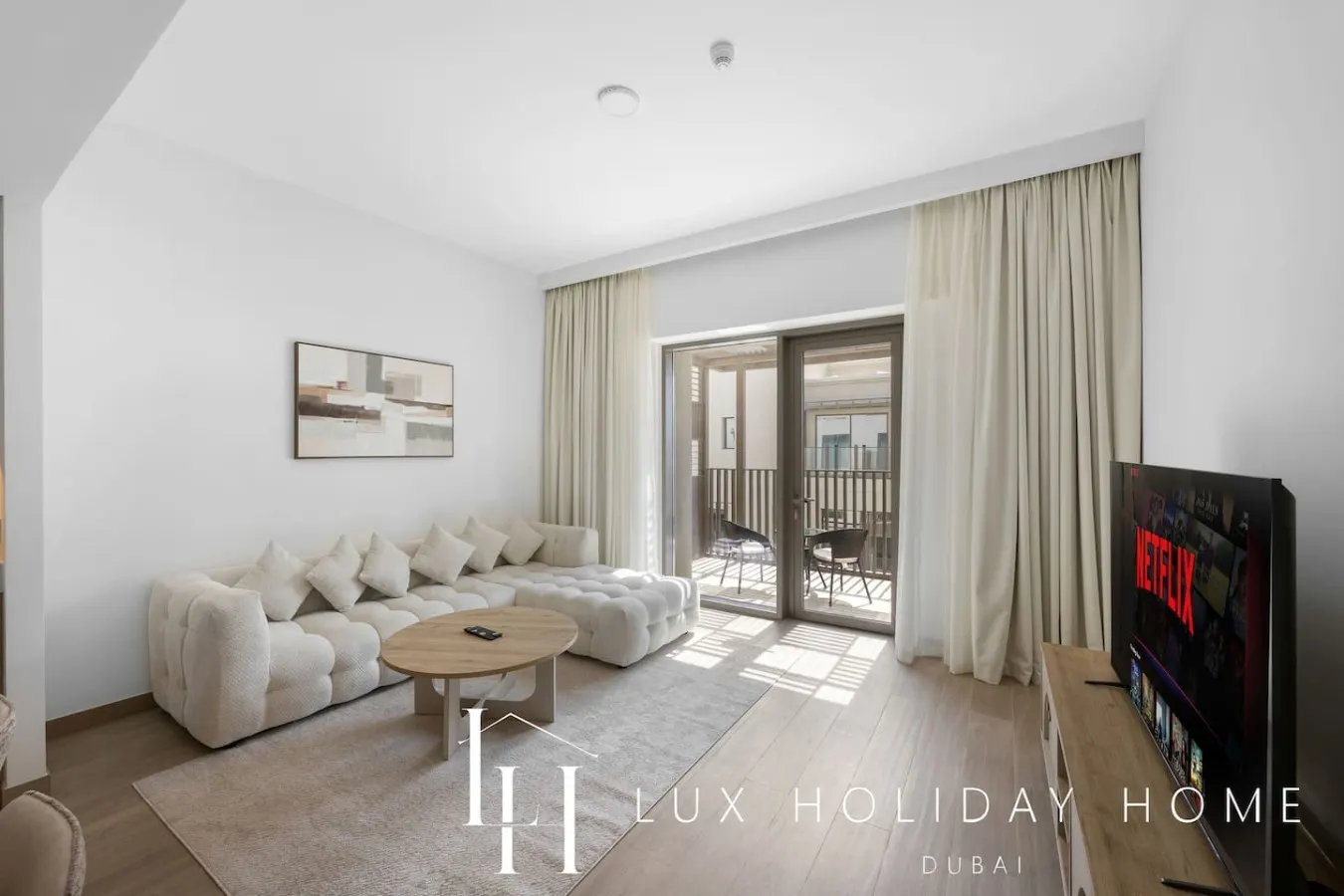 LUX The Rosewater Creek Suite 4
