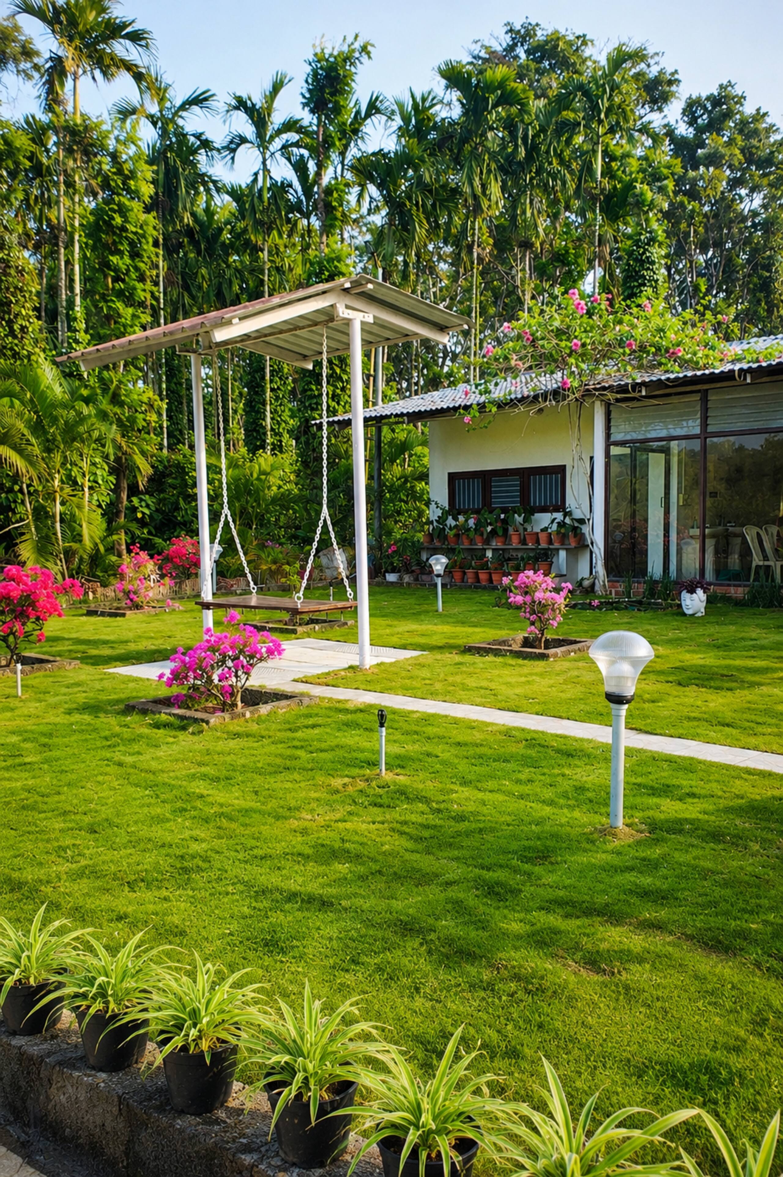 LaRa Homestay | Entire Private Coffee Estate Stay