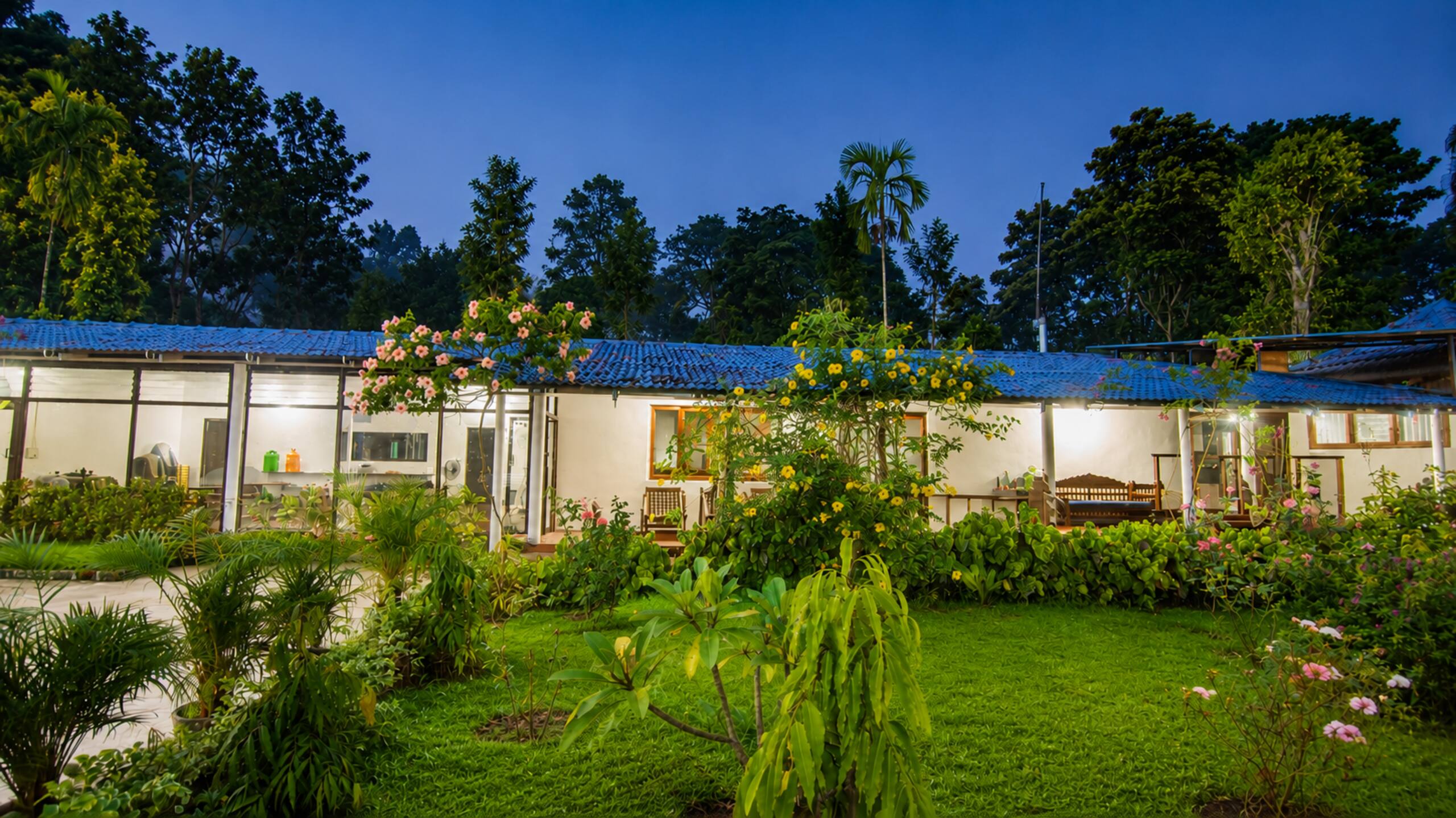 LaRa Homestay | Entire Private Coffee Estate Stay 32