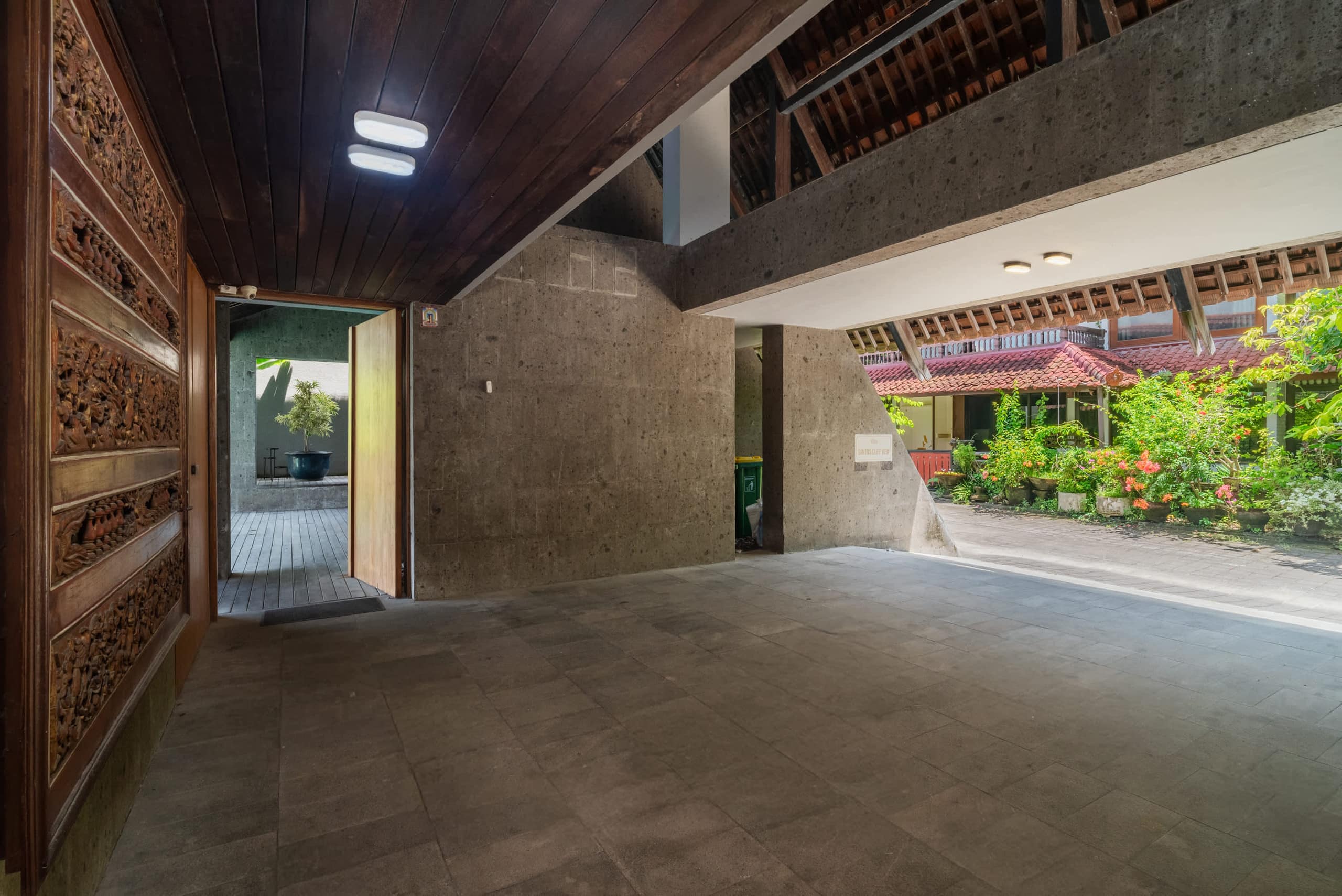 Villa Santos Cliff View 38