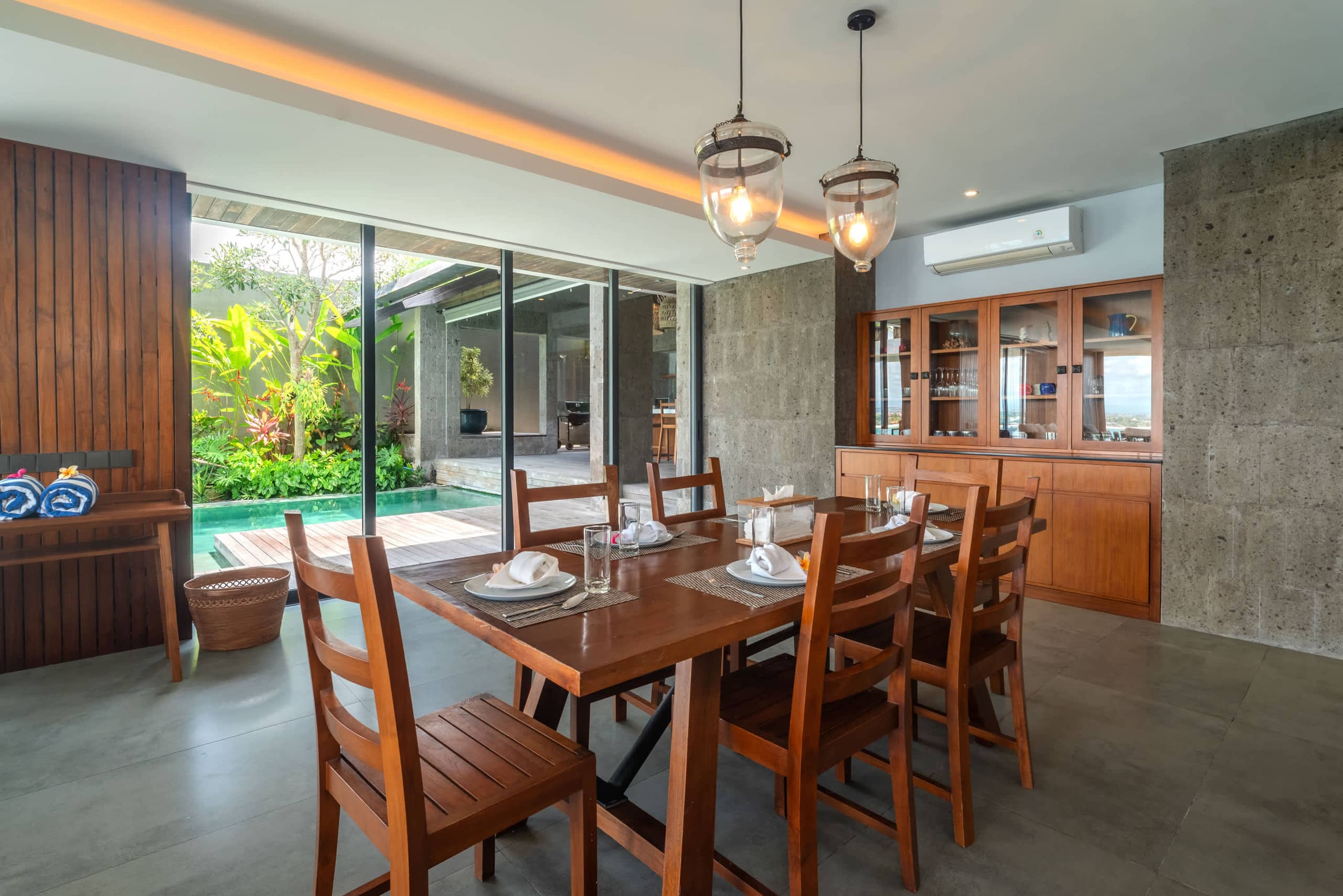 Villa Santos Cliff View 11