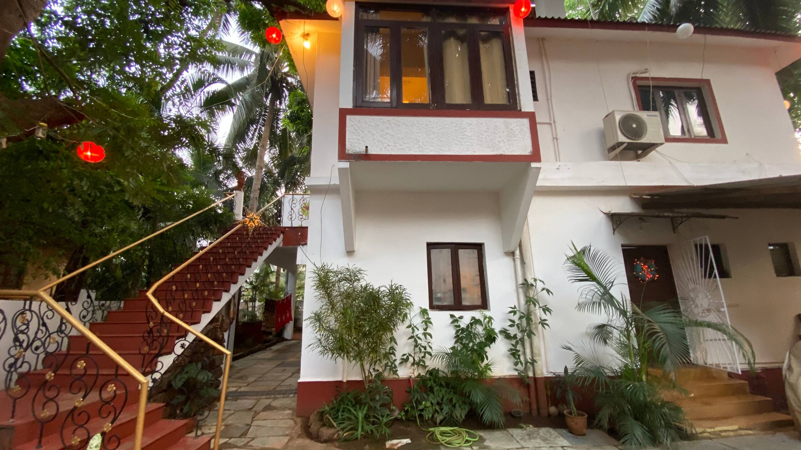 4 bedroom beach Side apartment, Candolim Goa 5