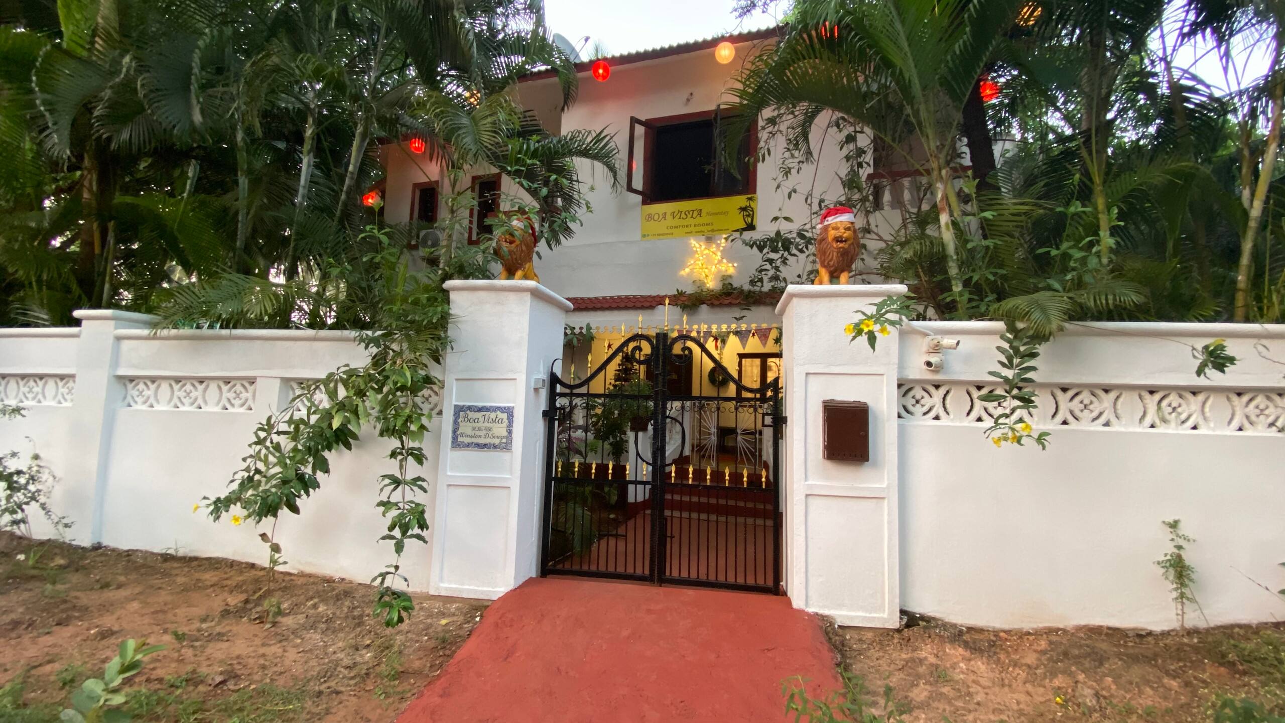 4 bedroom beach Side apartment, Candolim Goa 25
