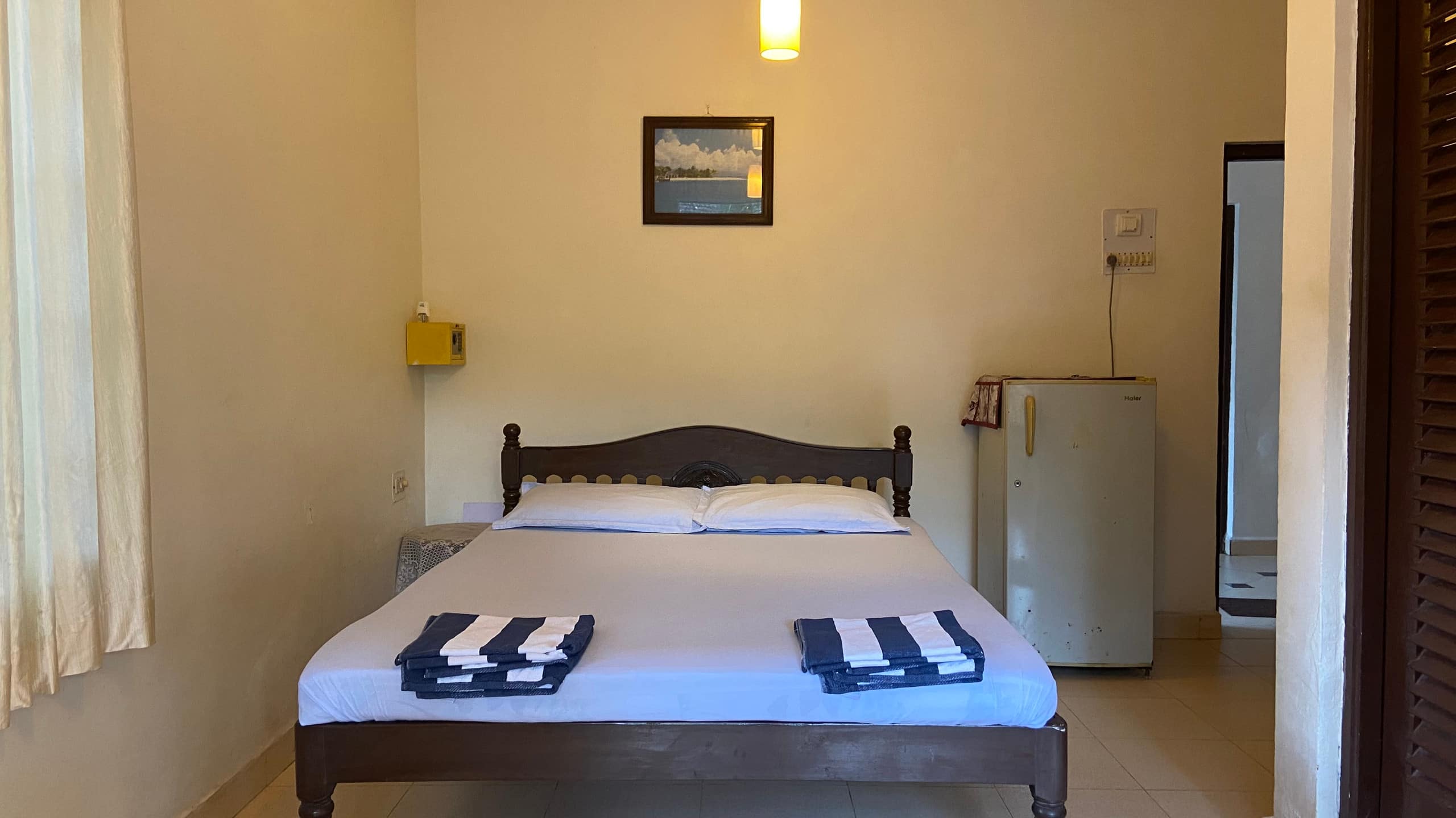 4 bedroom beach Side apartment, Candolim Goa 6