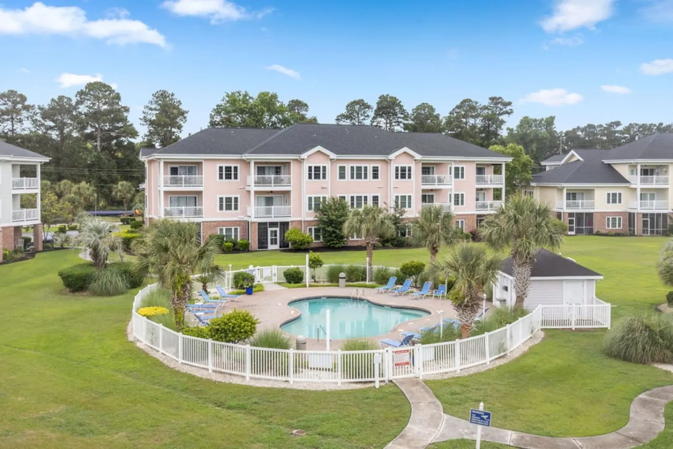 8 Min to Beach Pool, Balcony, Steps to Fun! 3