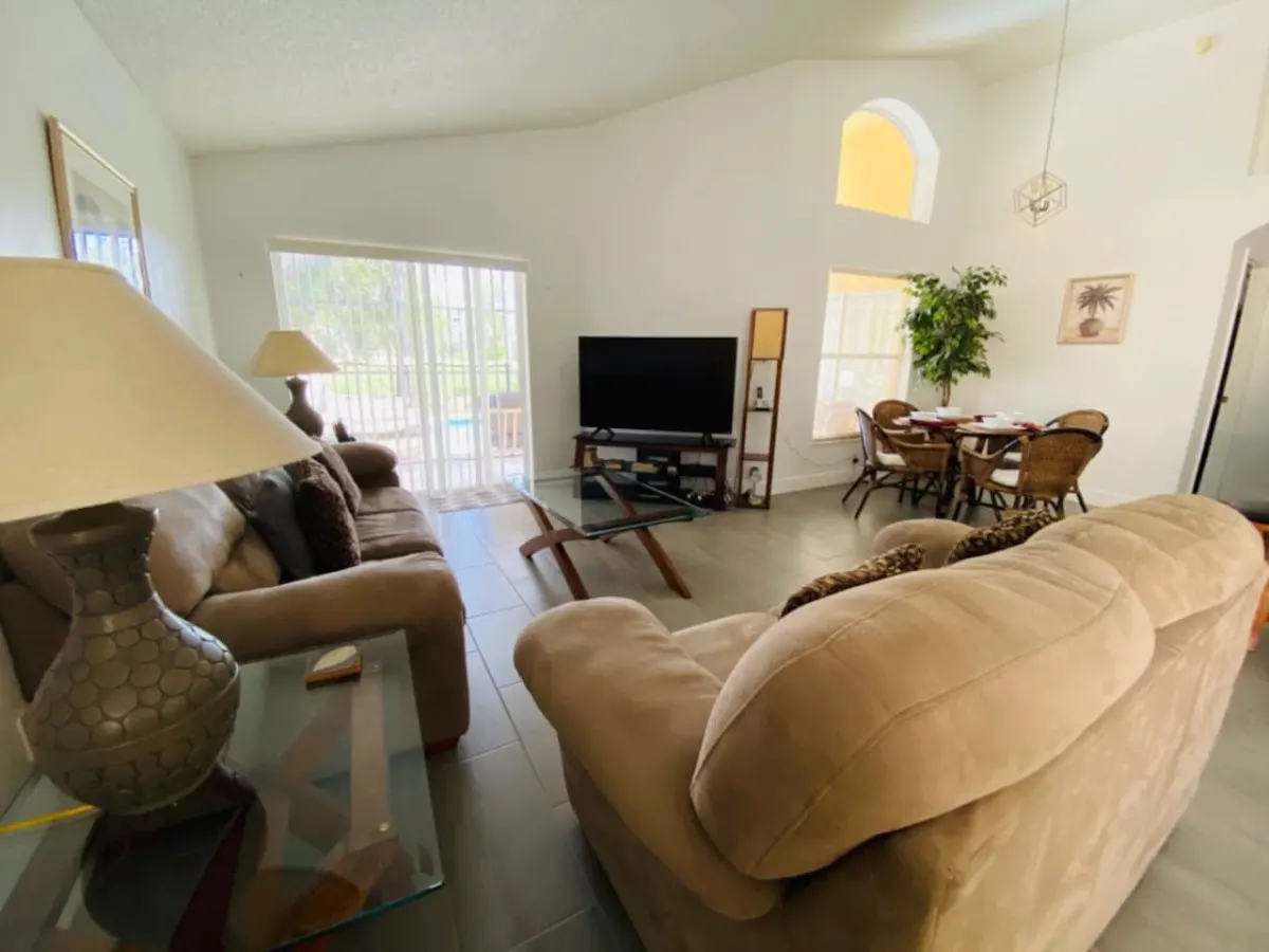 Modern 4-Bedroom Villa with Private Pool in Southern Dunes Golf & Country Club 7