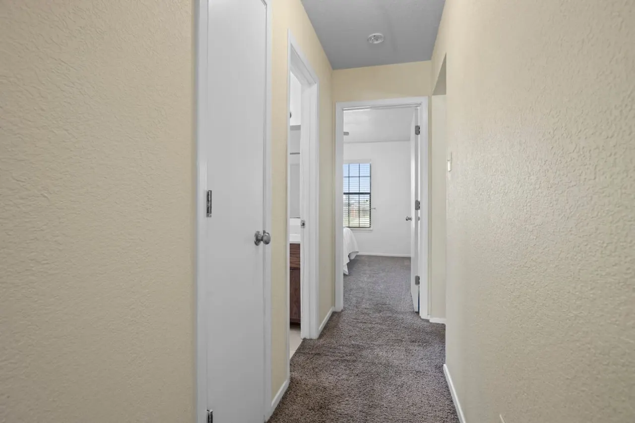 Affordable & Clean Sleeps 8 15