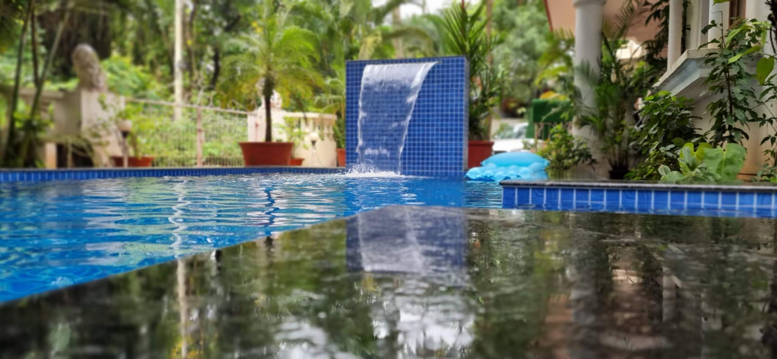 06 BHK with  private pool in Arproa 6
