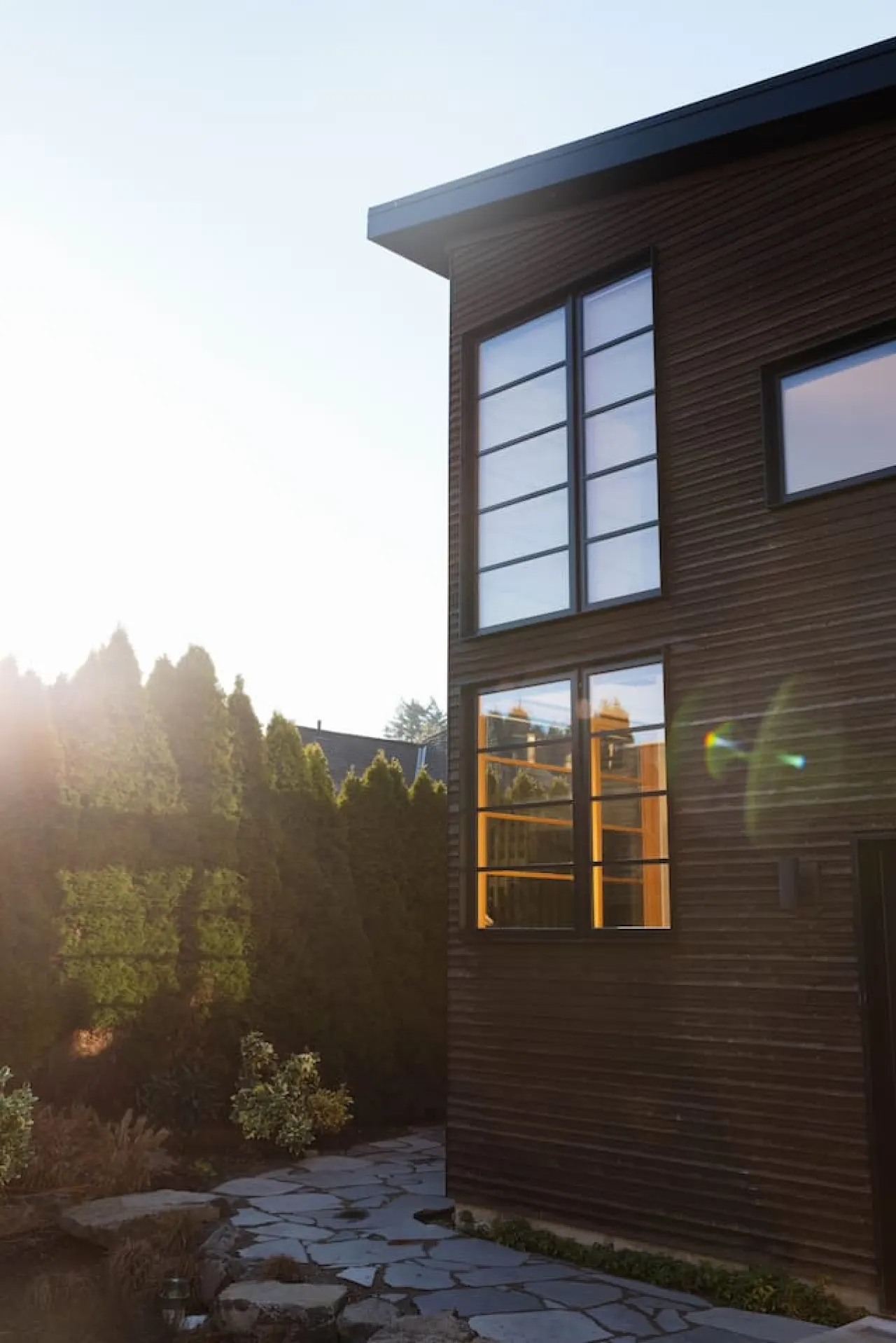 NEW Modern Treehouse Retreat Balcony & Garage 19