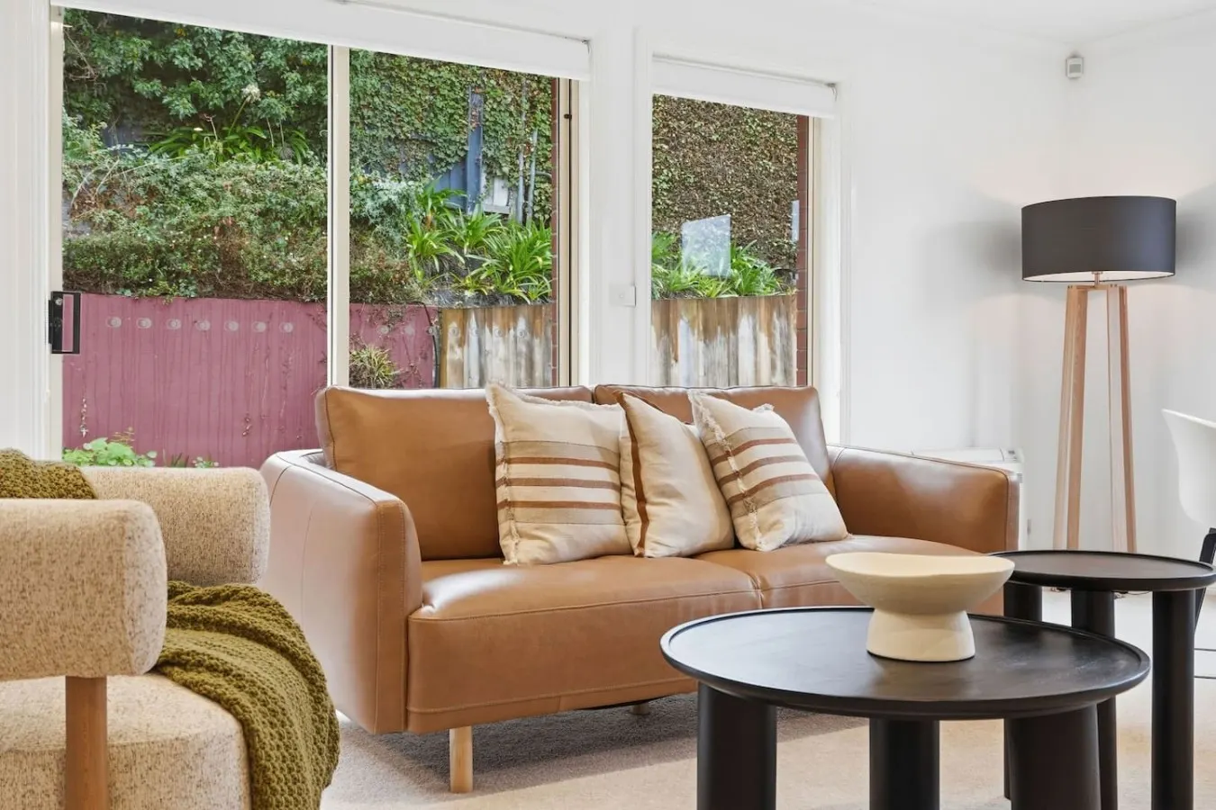 Stylish West Hobart Villa 14