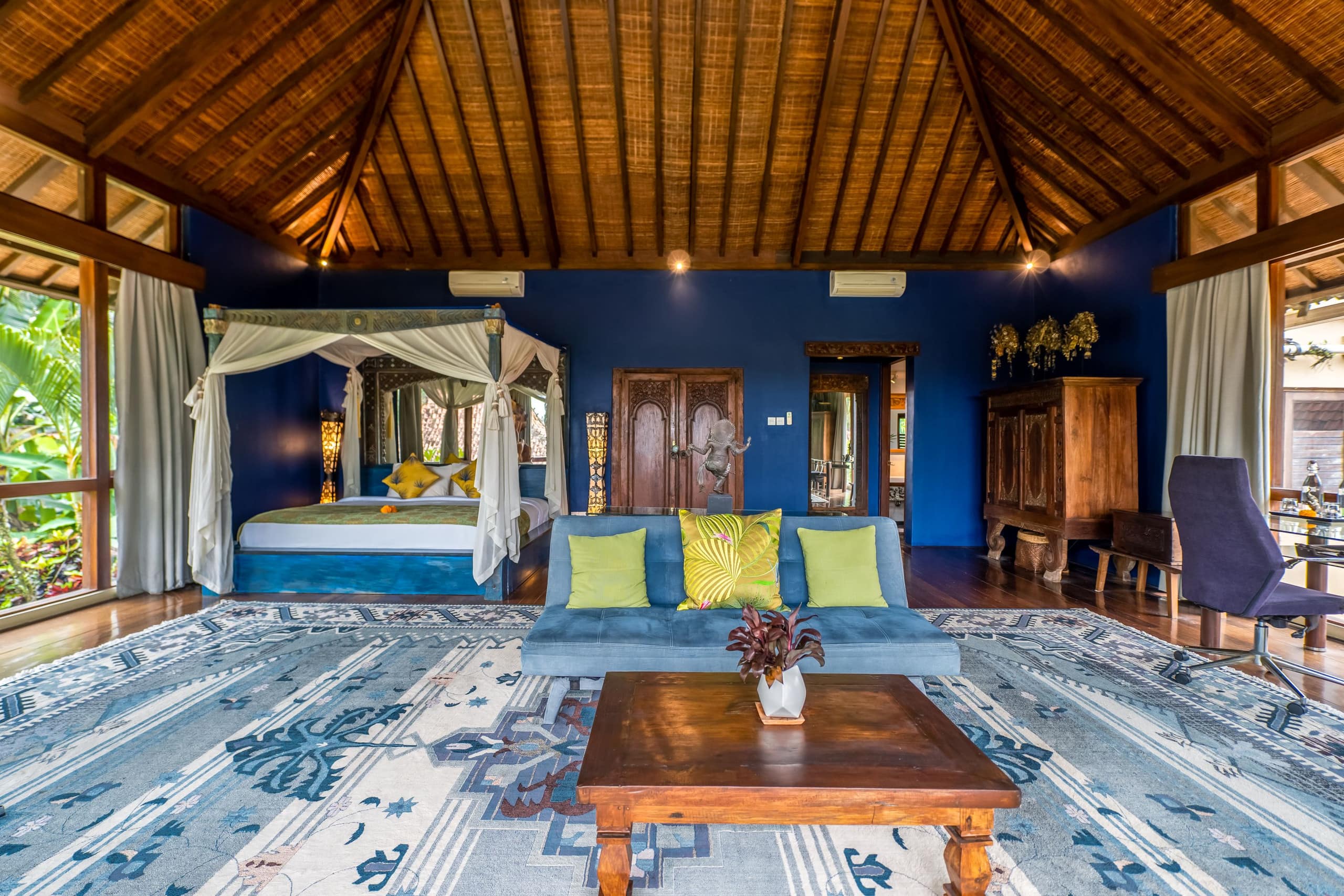 Living in Artistic Luxury 5BR Villa near Ubud 21