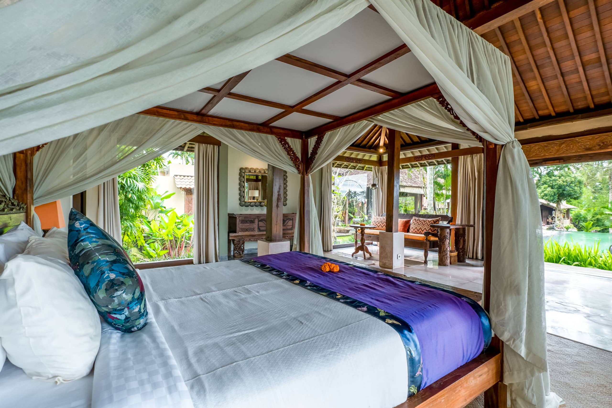 Living in Artistic Luxury 5BR Villa near Ubud 27