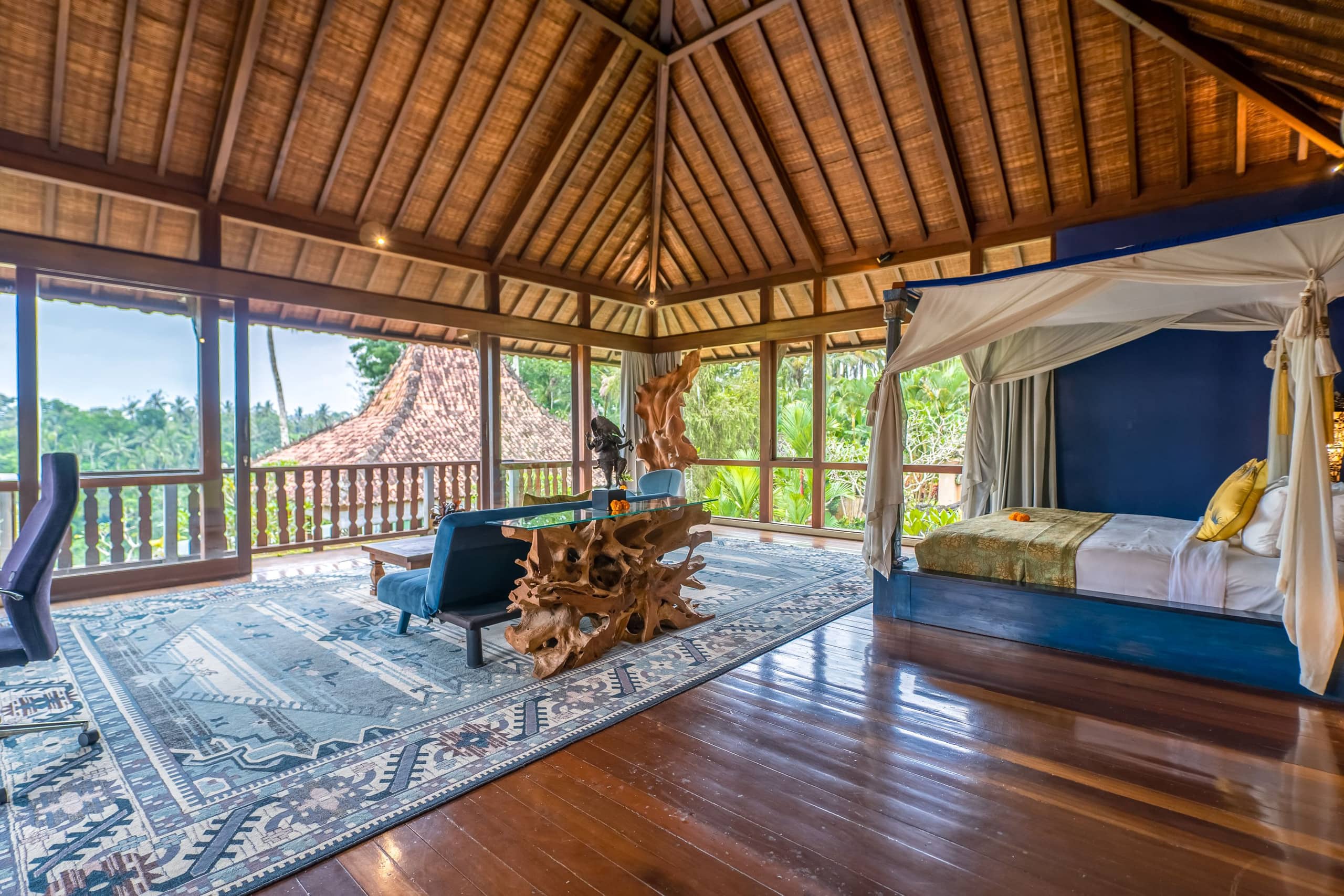 Living in Artistic Luxury 5BR Villa near Ubud 19