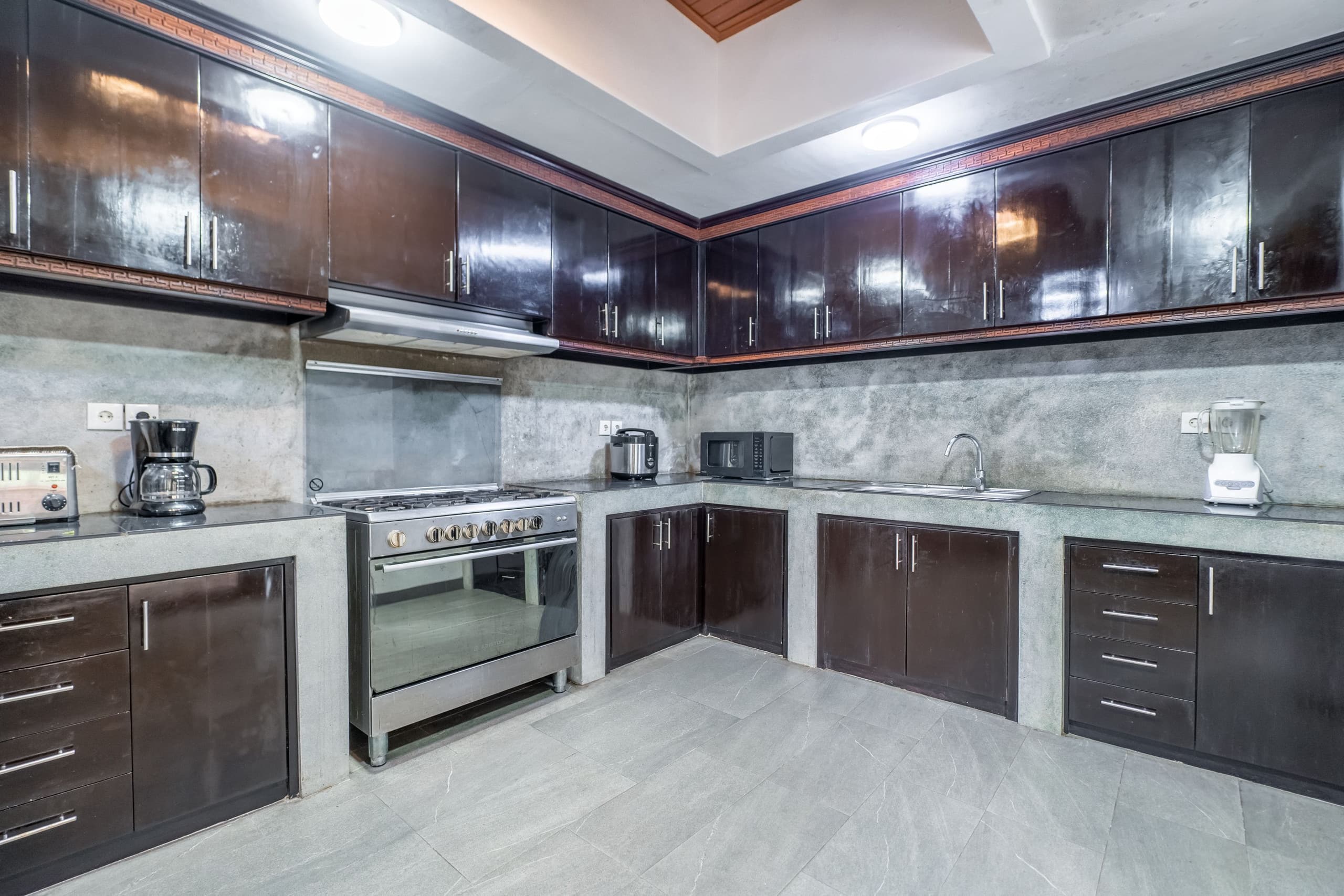 Living in Artistic Luxury 5BR Villa near Ubud 15