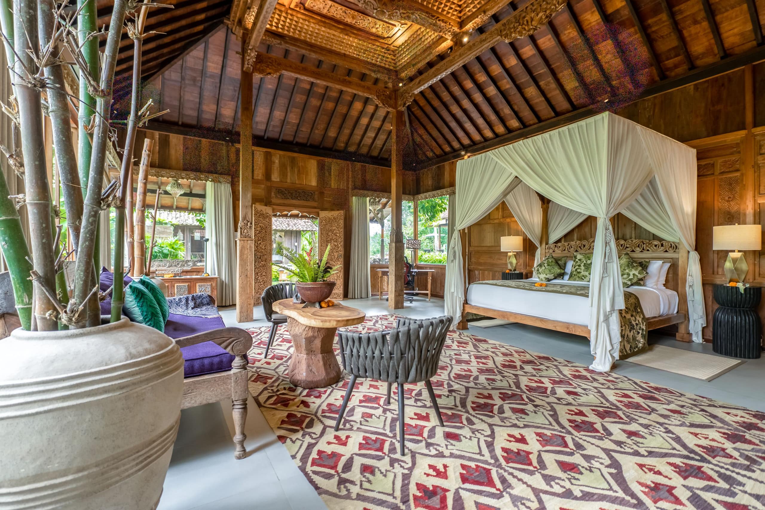 Living in Artistic Luxury 5BR Villa near Ubud 38