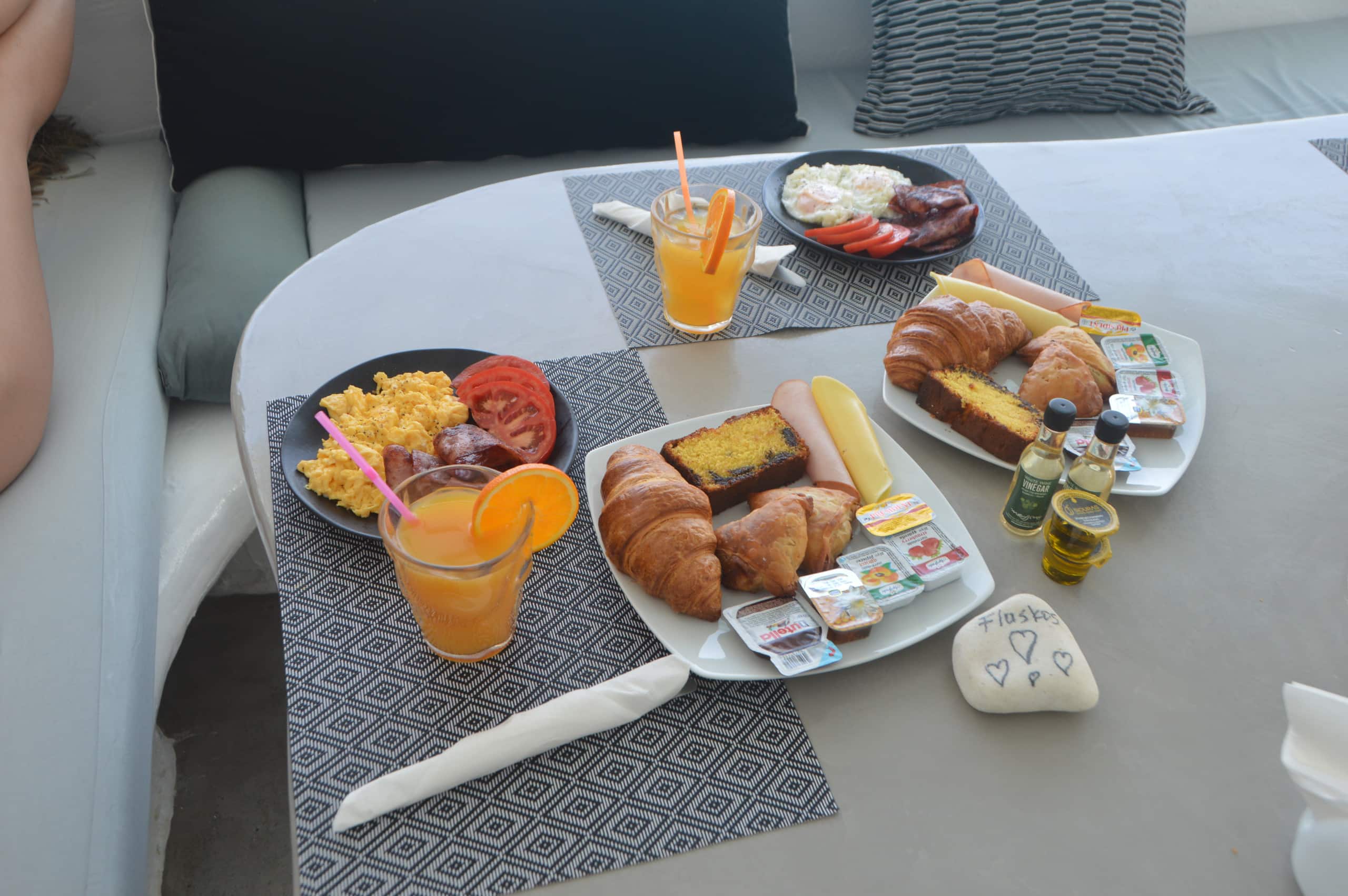 Poolside Suite | Flaskos Suites 15