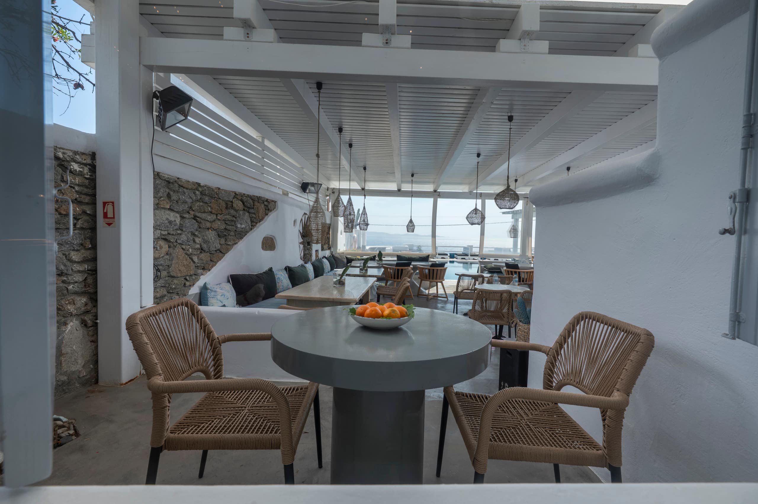 Poolside Suite | Flaskos Suites 10