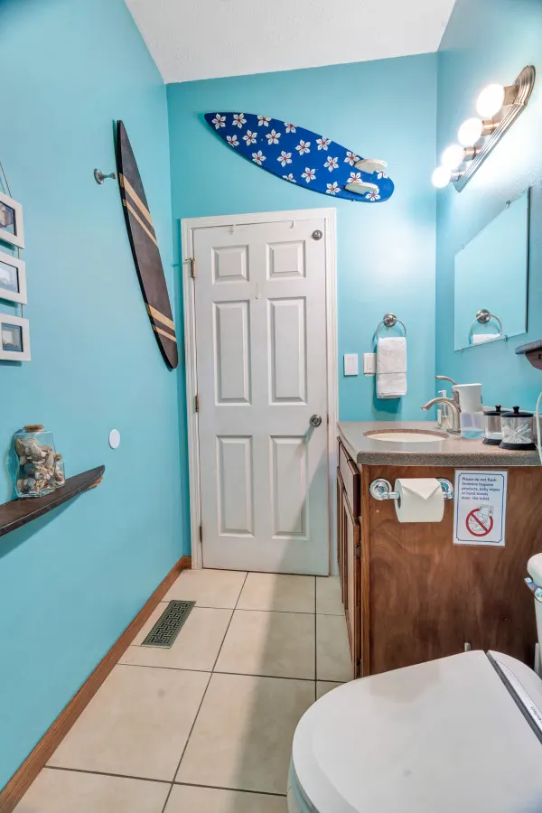 Modern SmartHome Retreat Near Downtown Springfield & MSU 11