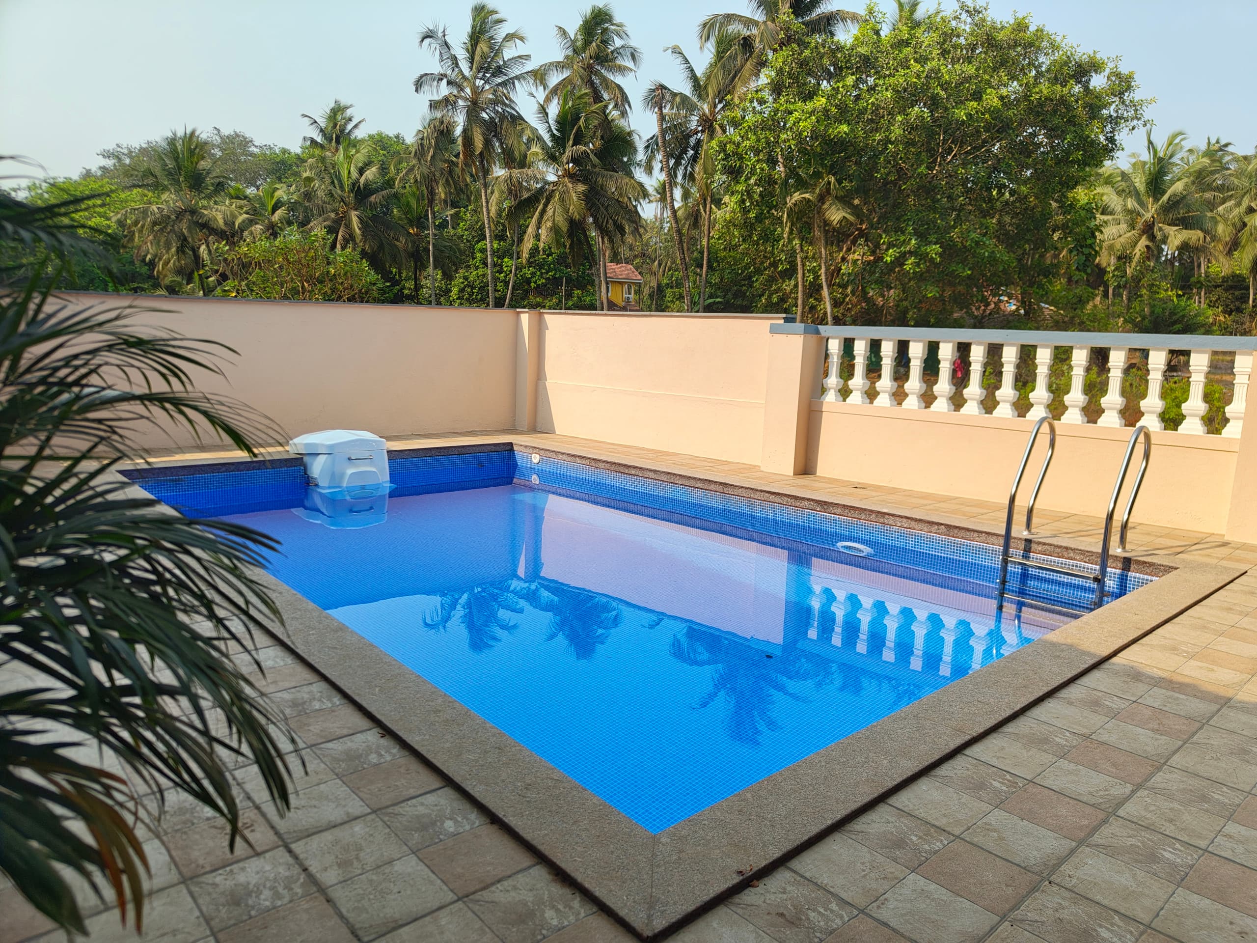 Benaulim Emerald Poolside 2BHK Haven 6