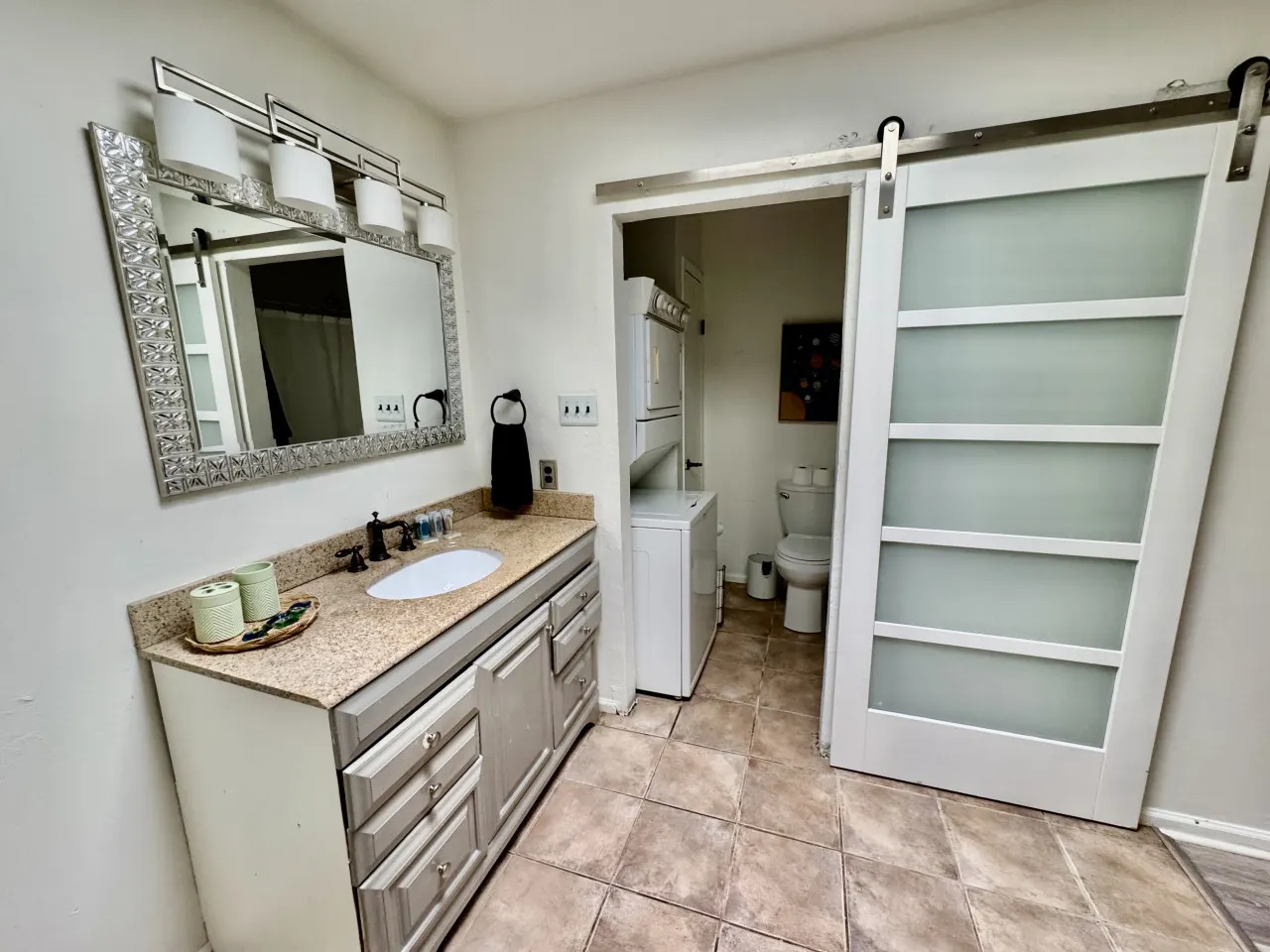 Downtown Townhouse 13