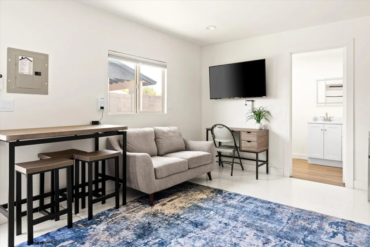 Private Bungalow Near Downtown Chandler Workspace Available! 6