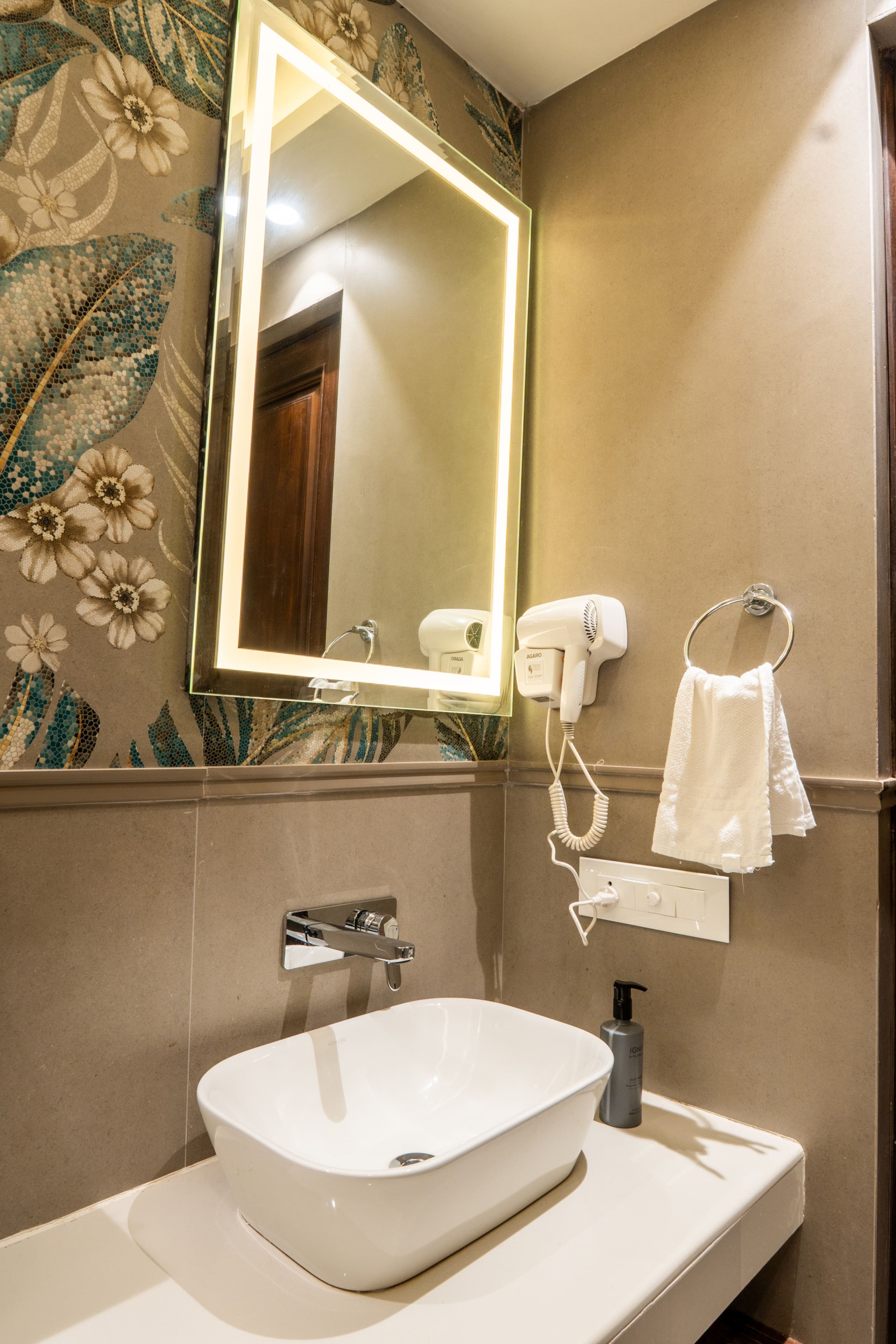 Brand New Luxury 4BHK Villa-Pvt Pool-Lift-Candolim 39