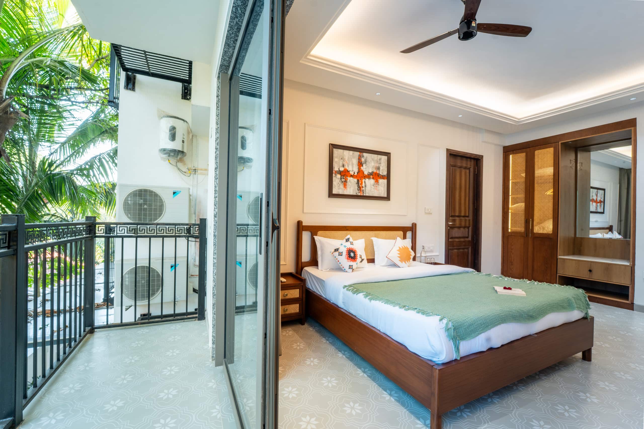 Brand New Luxury 4BHK Villa-Pvt Pool-Lift-Candolim 30