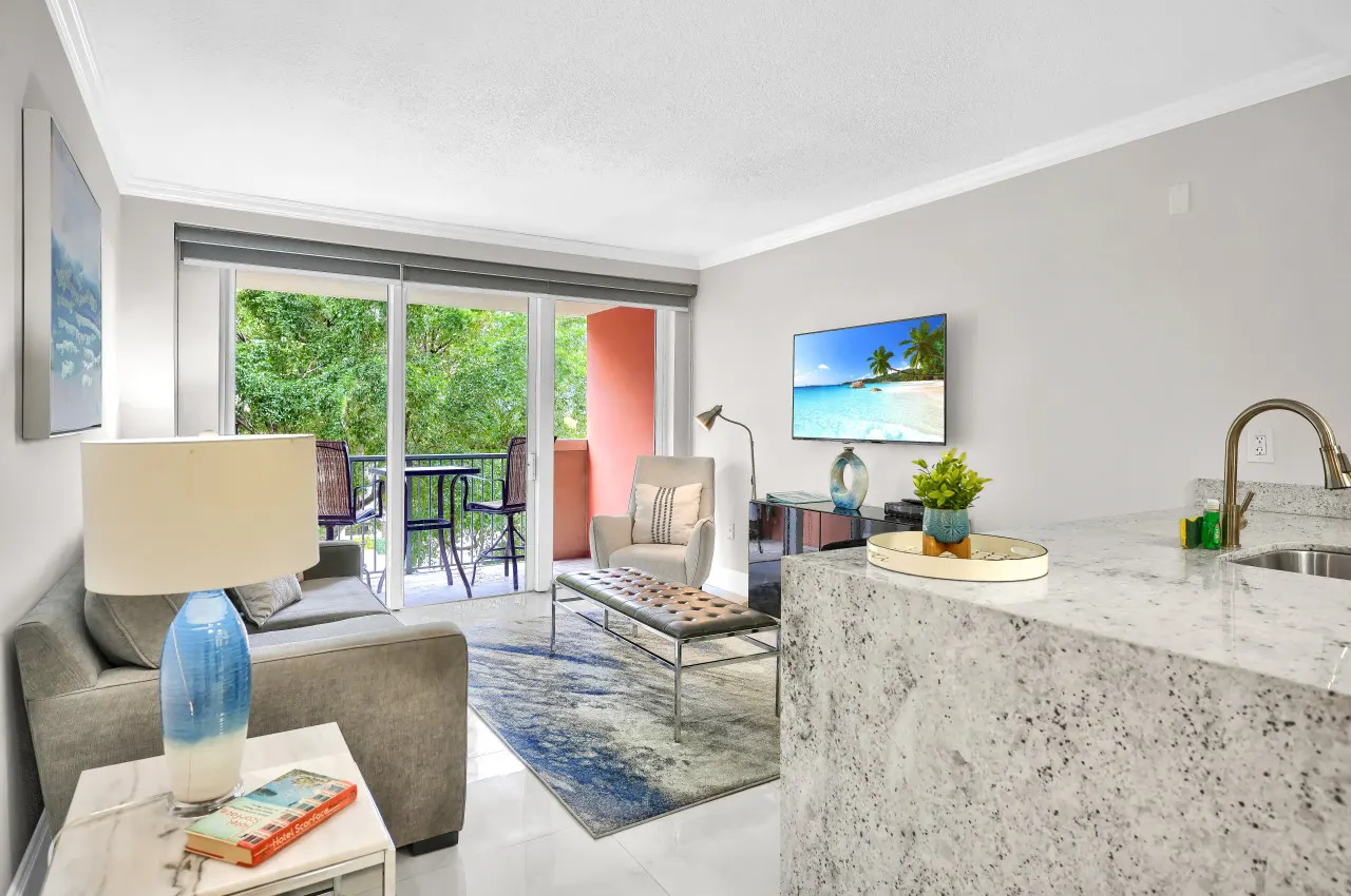 SF Palm Oasis Full Kitchen Free Parking 9