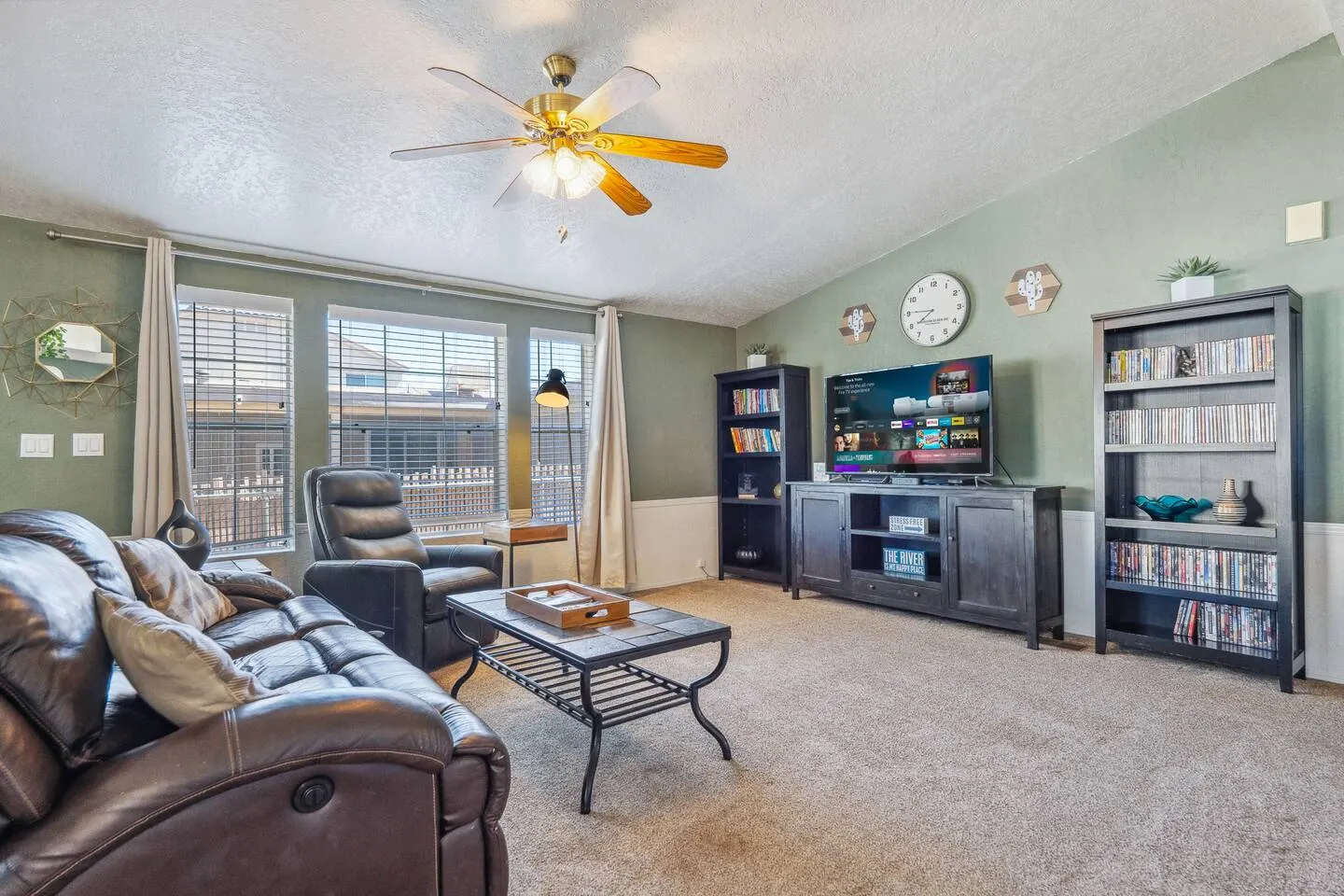 Across from water & pet-friendly - Bullhead Bend! 8