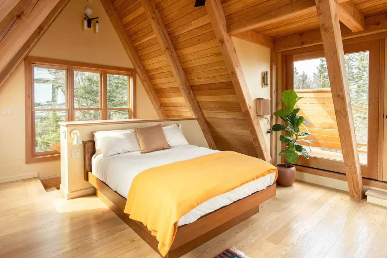 Shackup A-frame— Private Hot Tub & Beach Access 9