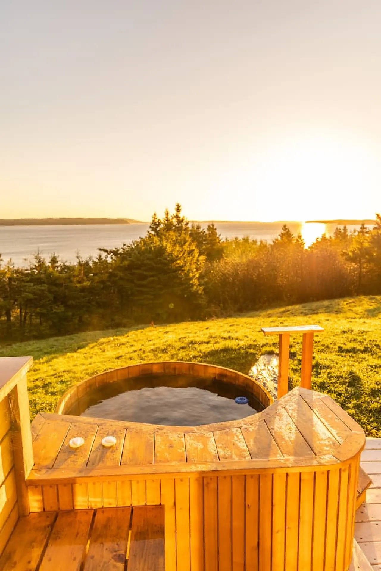 Shackup A-frame— Private Hot Tub & Beach Access 6