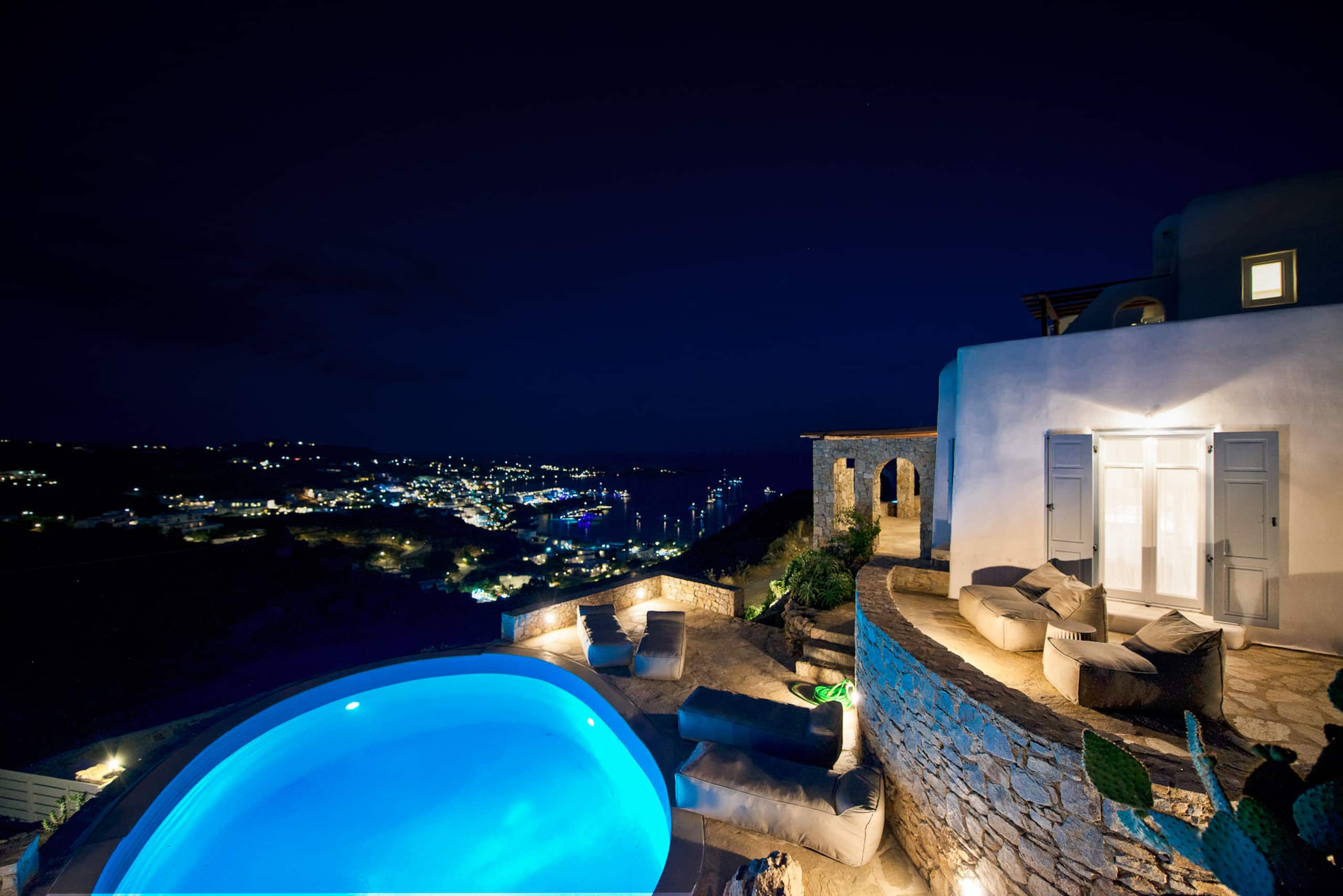 Private Heated Pool • Chef Service • Ammonite 6