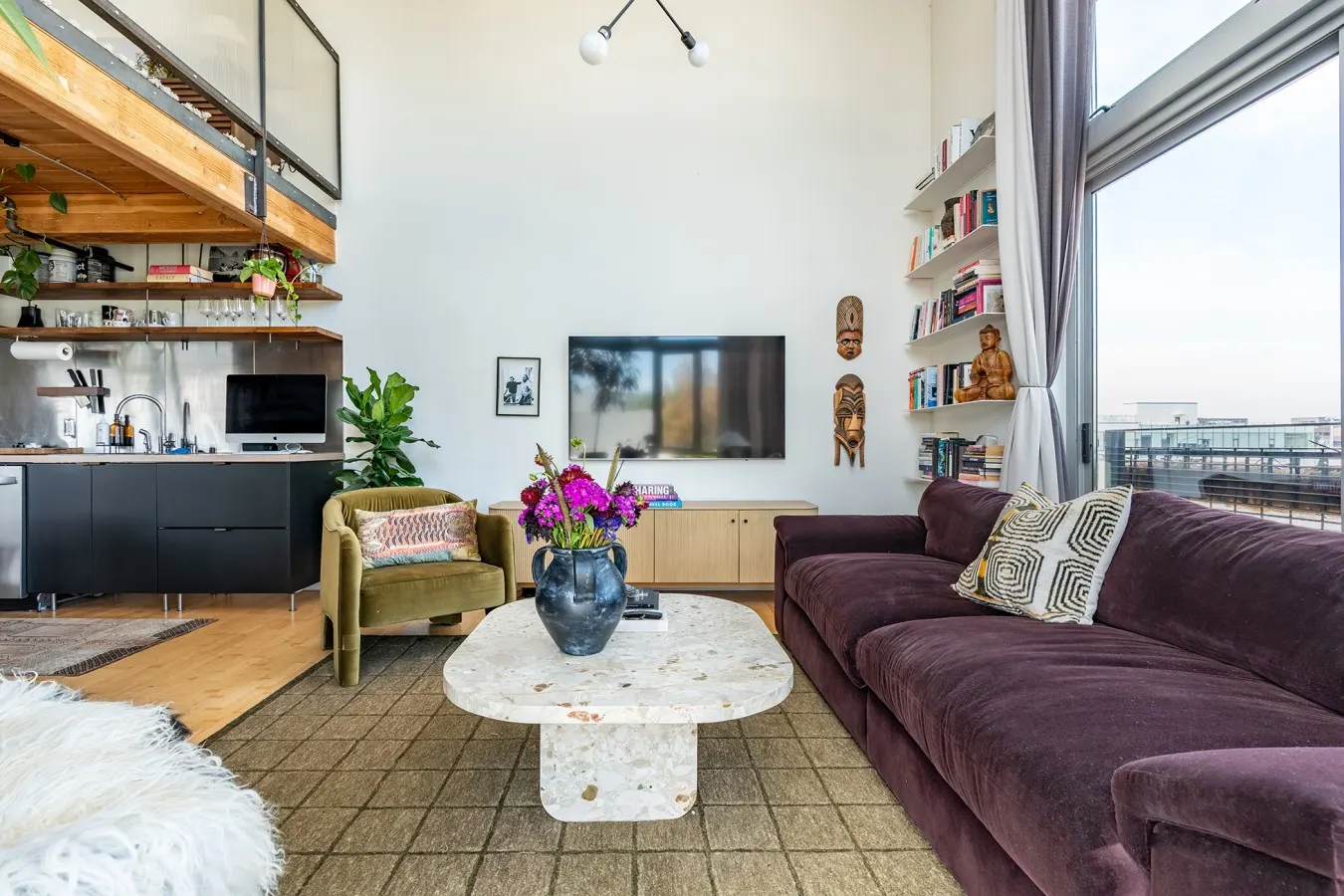 Loft Apartment Cali King Peloton Walkable 12