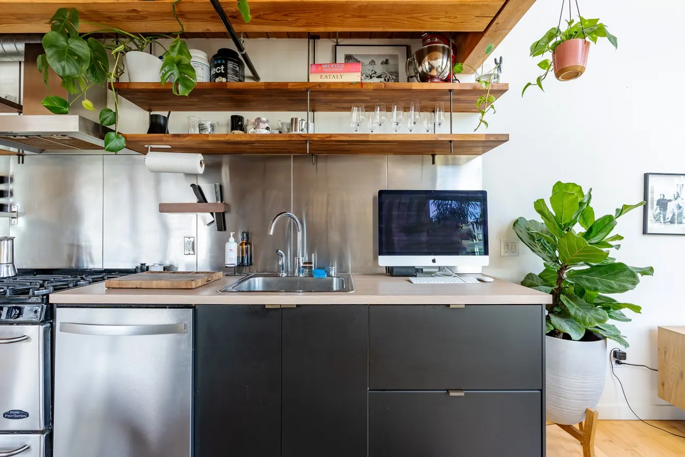 Loft Apartment Cali King Peloton Walkable 15