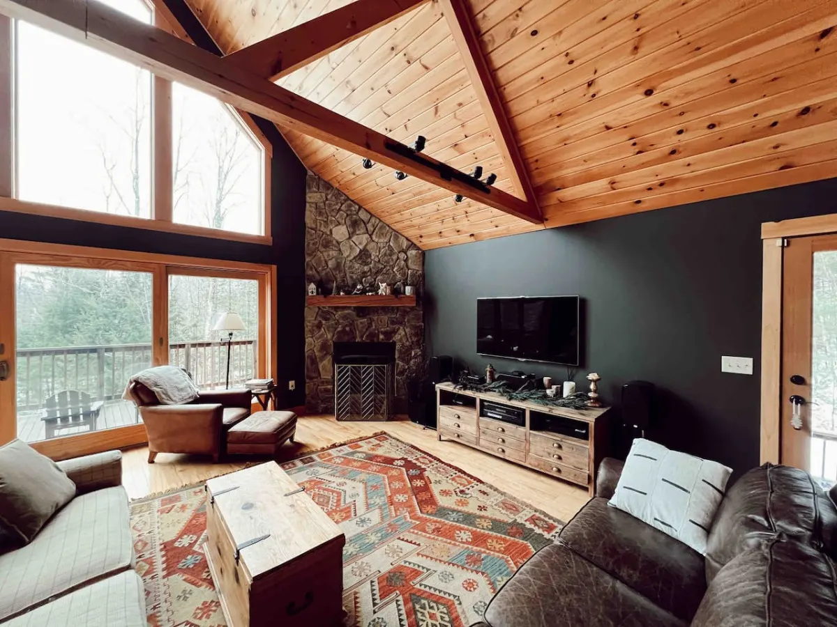 Private Getaway by Bethel with hot tub 16