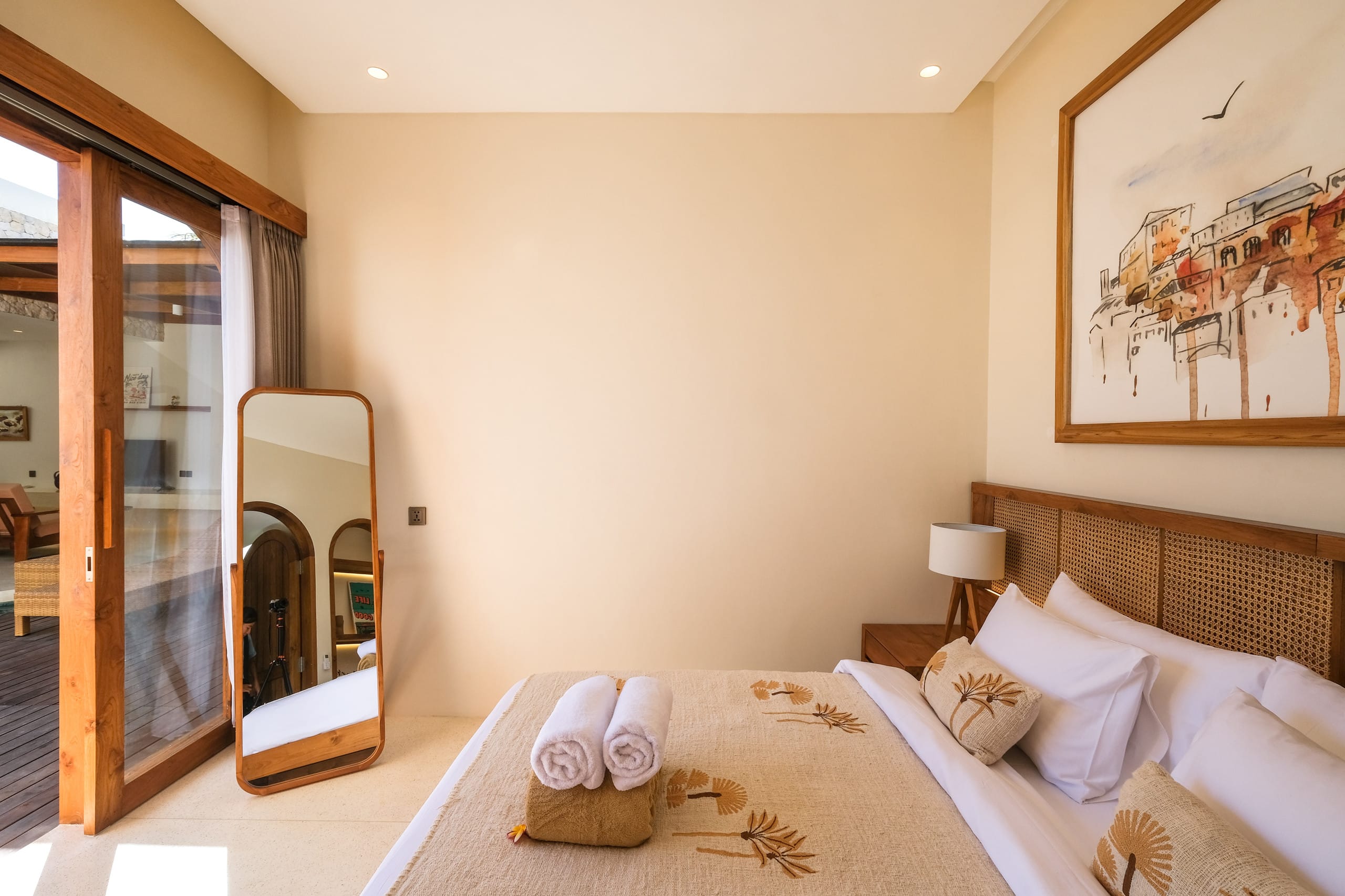 A Modern Mediterranean Haven with Rooftop Views 8