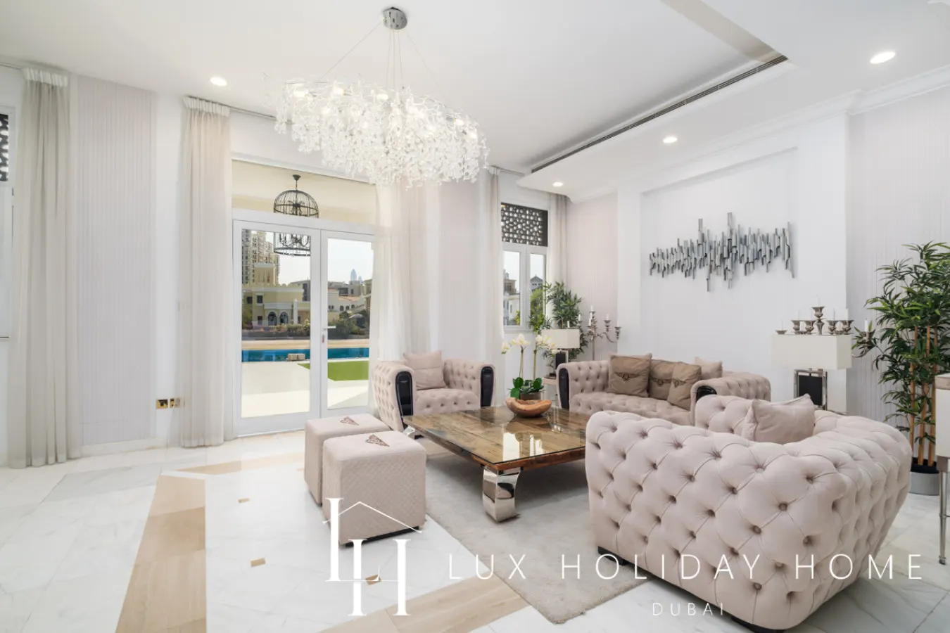 LUX The Custom Palm Island Mansion 4 2