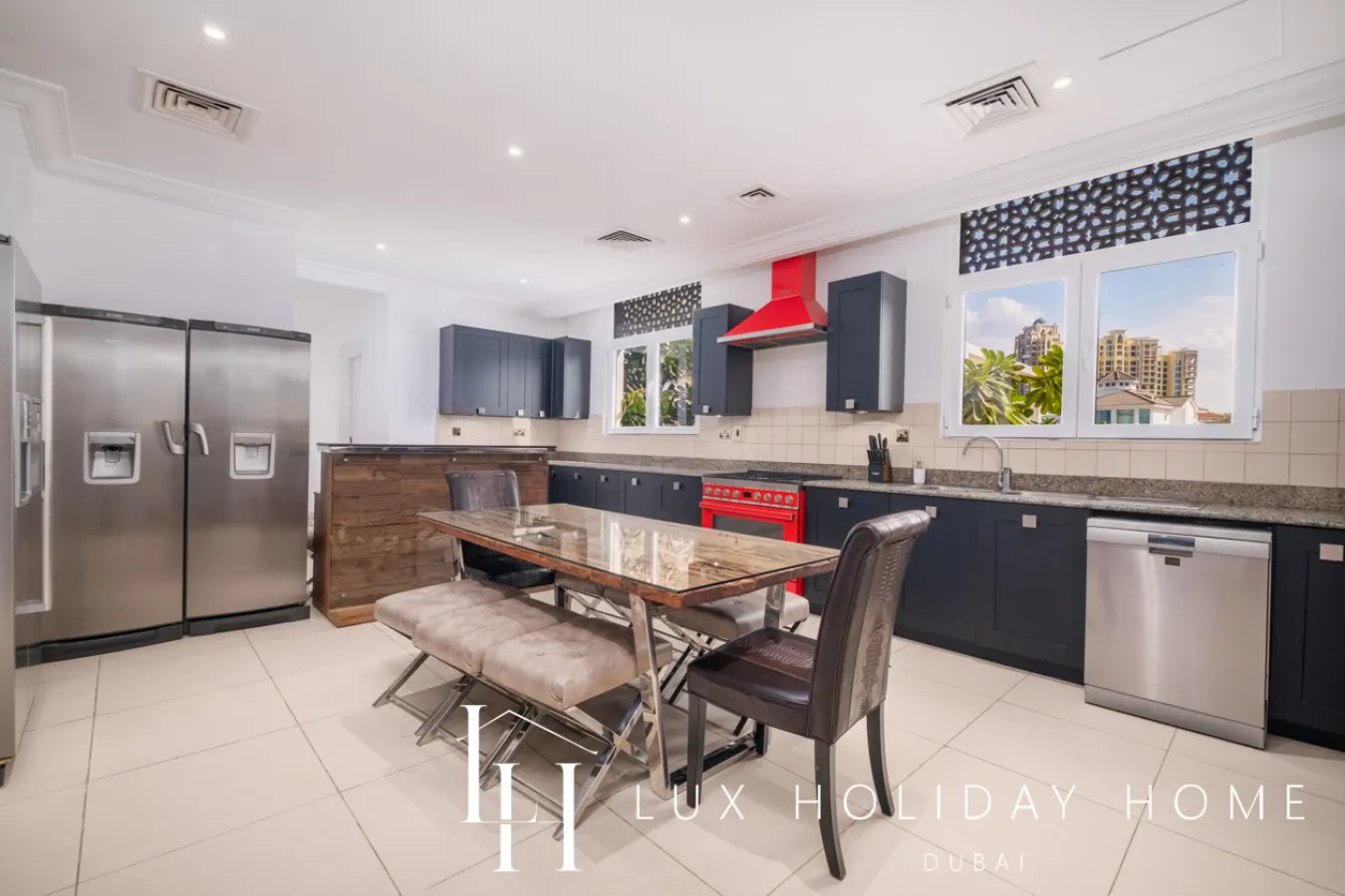 LUX The Custom Palm Island Mansion 4 9