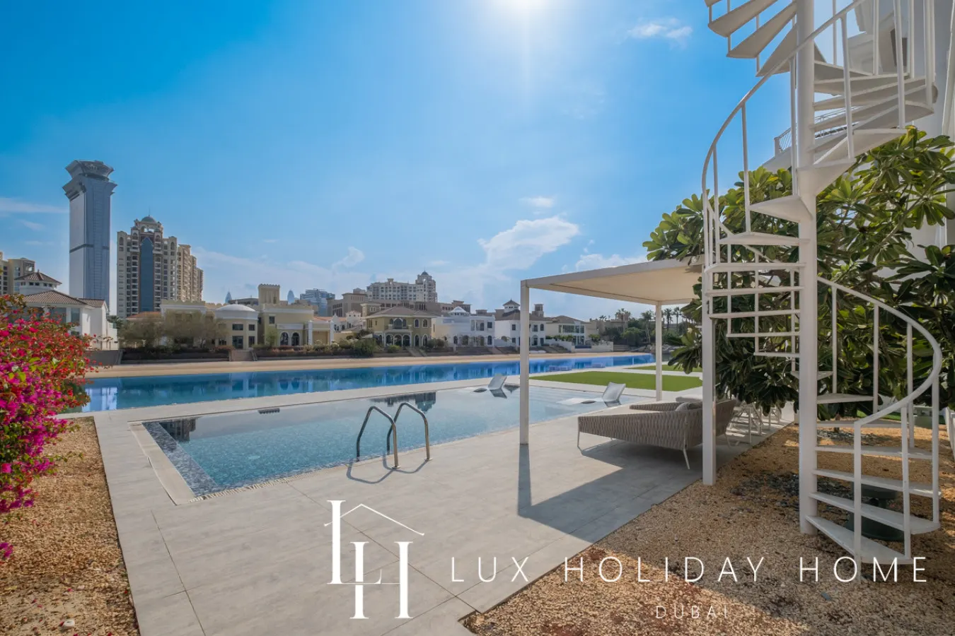 LUX The Custom Palm Island Mansion 4 20