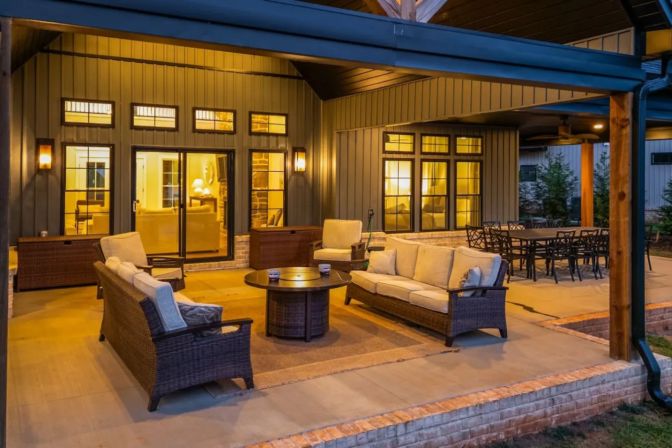 Luxury Lakefront Hot Tub, Fire Table & Theatre 6