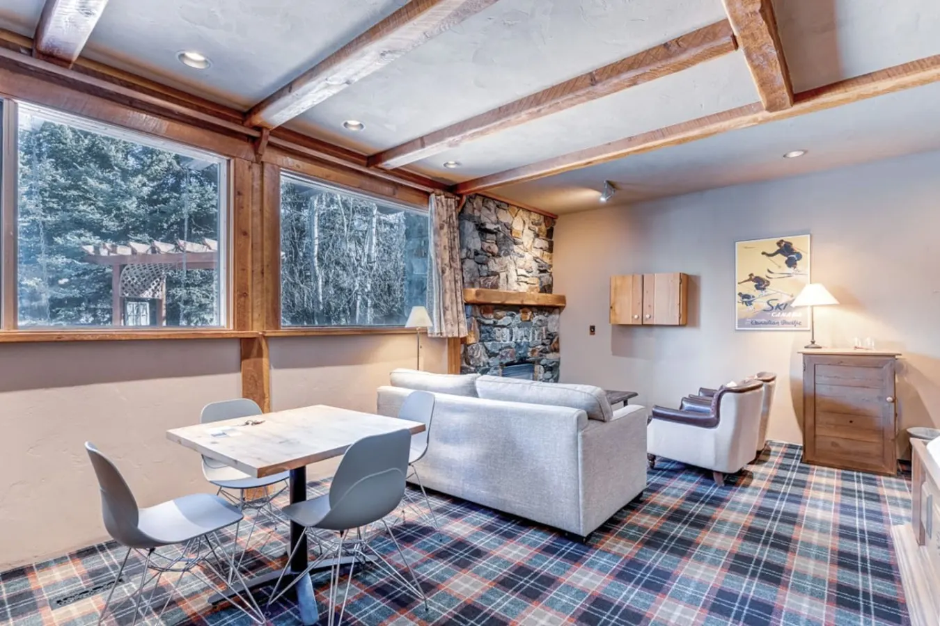 Downtown Canmore-7 Guests 5