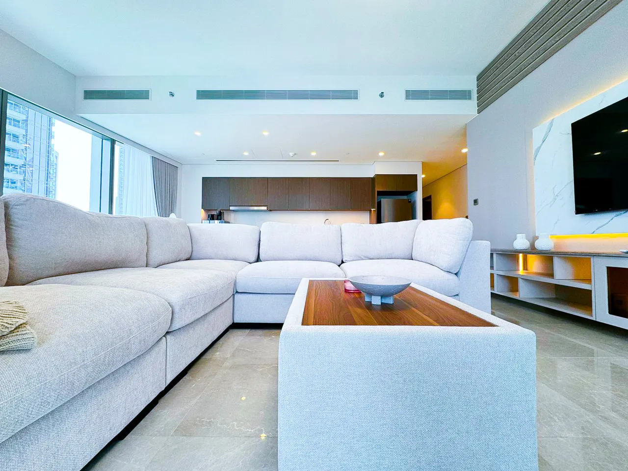 Dream Shoma 3BR+ Maid - Grande Signature 15