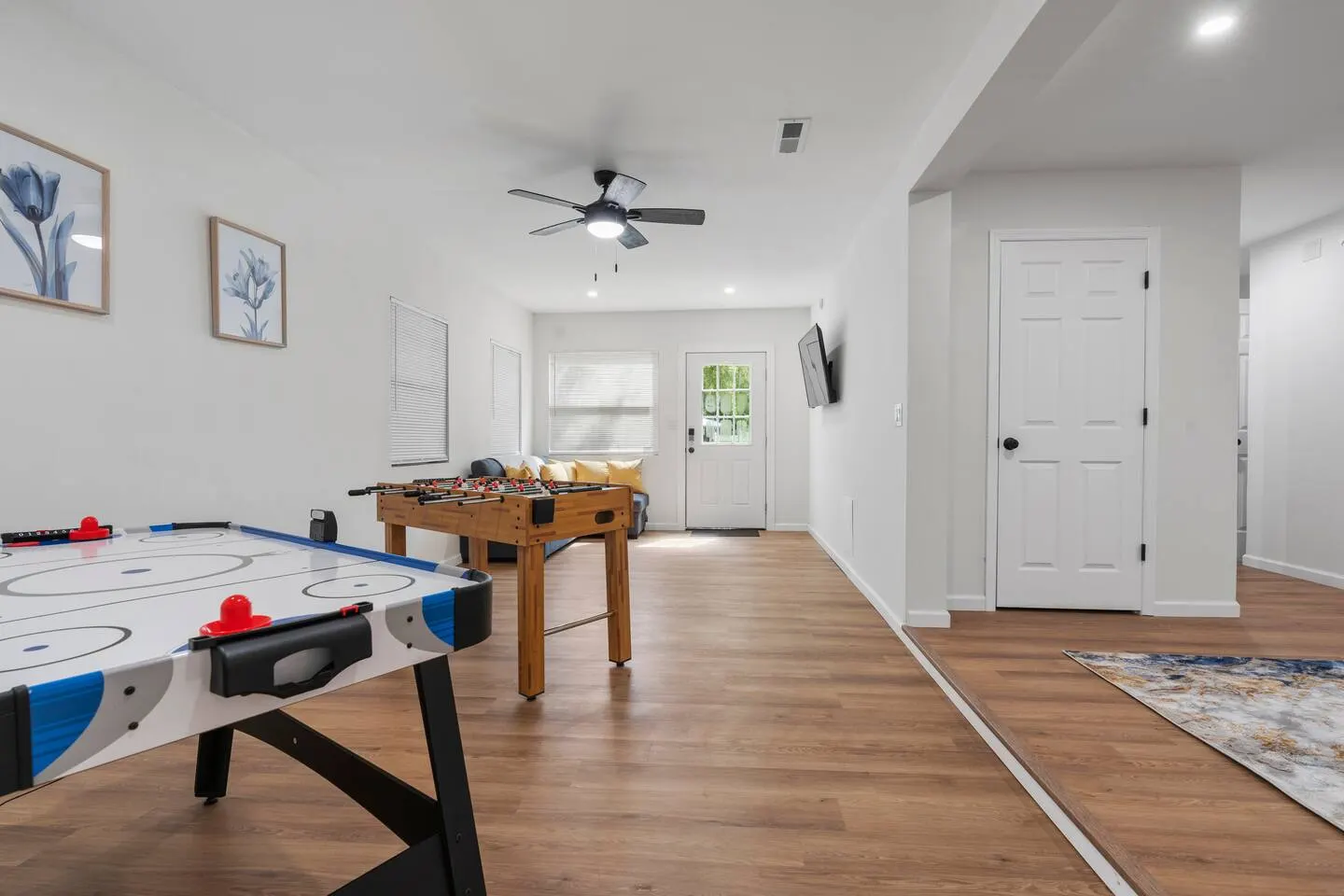 Gainesville remodeled home-4 miles from UF campus! — photo 2