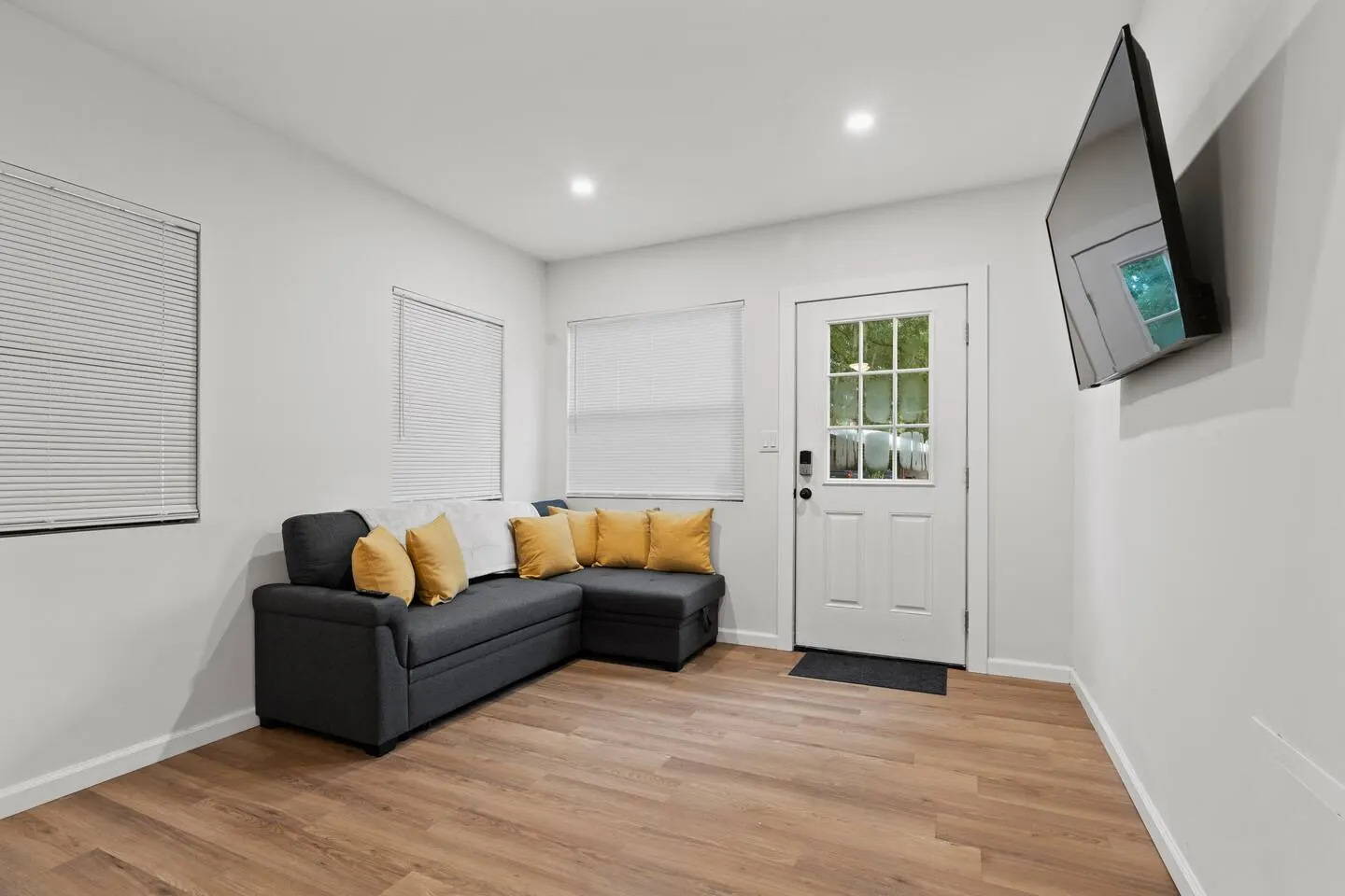 Gainesville remodeled home-4 miles from UF campus! 20