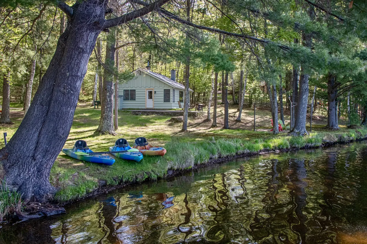 Catfish Hideaway Estate 6
