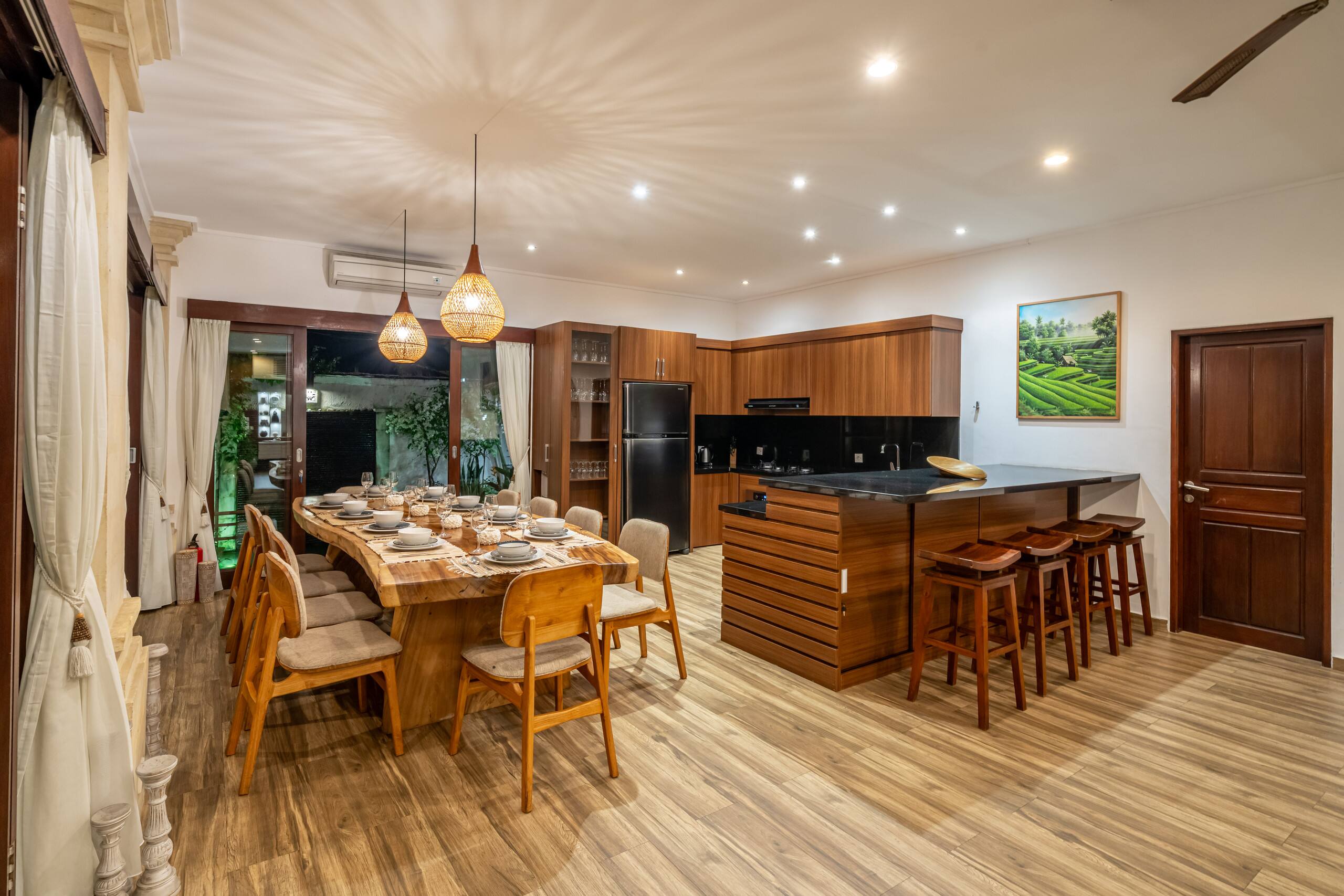 Villa Cemara: spacious 4BR retreat Seminyak 15