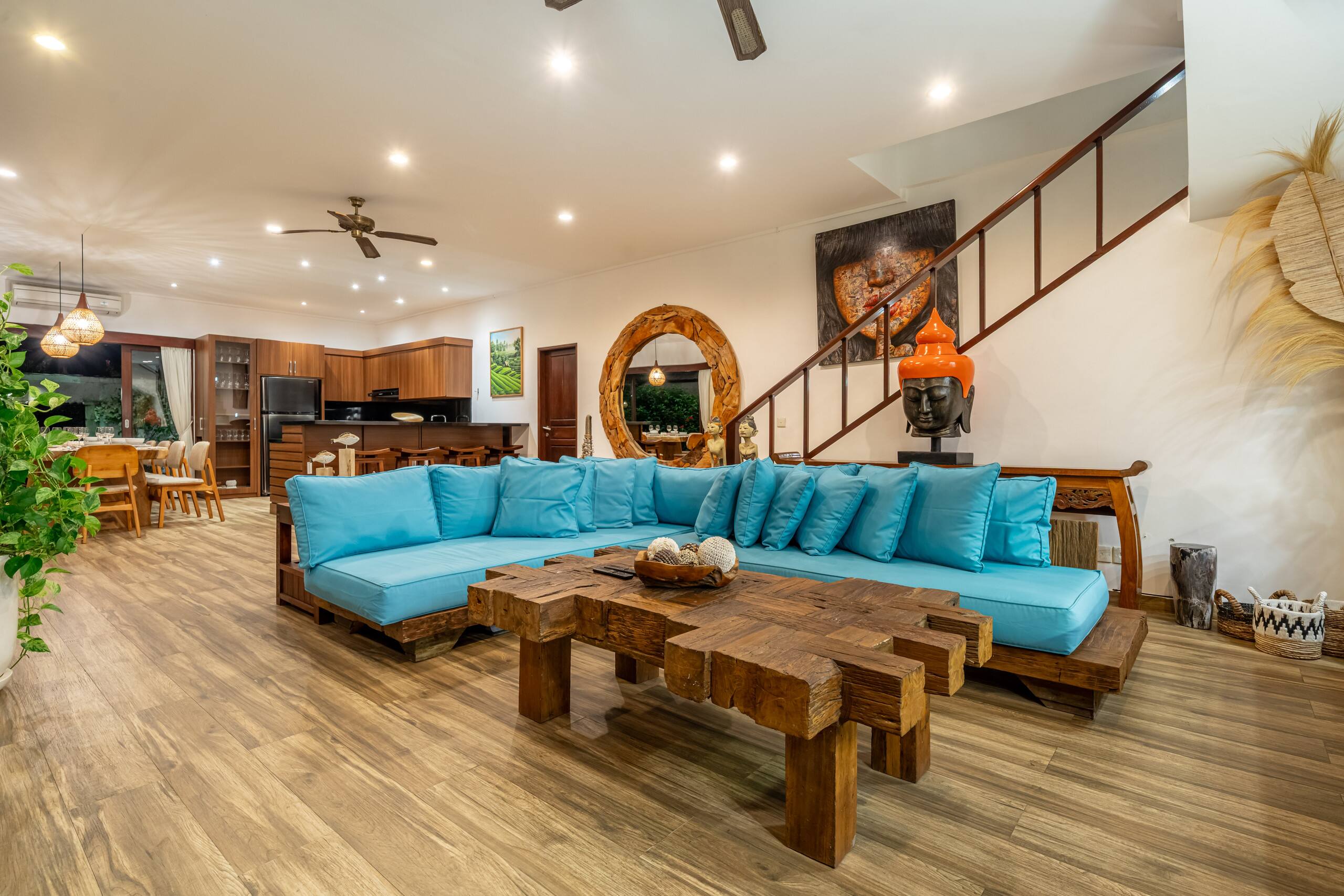 Villa Cemara: spacious 4BR retreat Seminyak 12