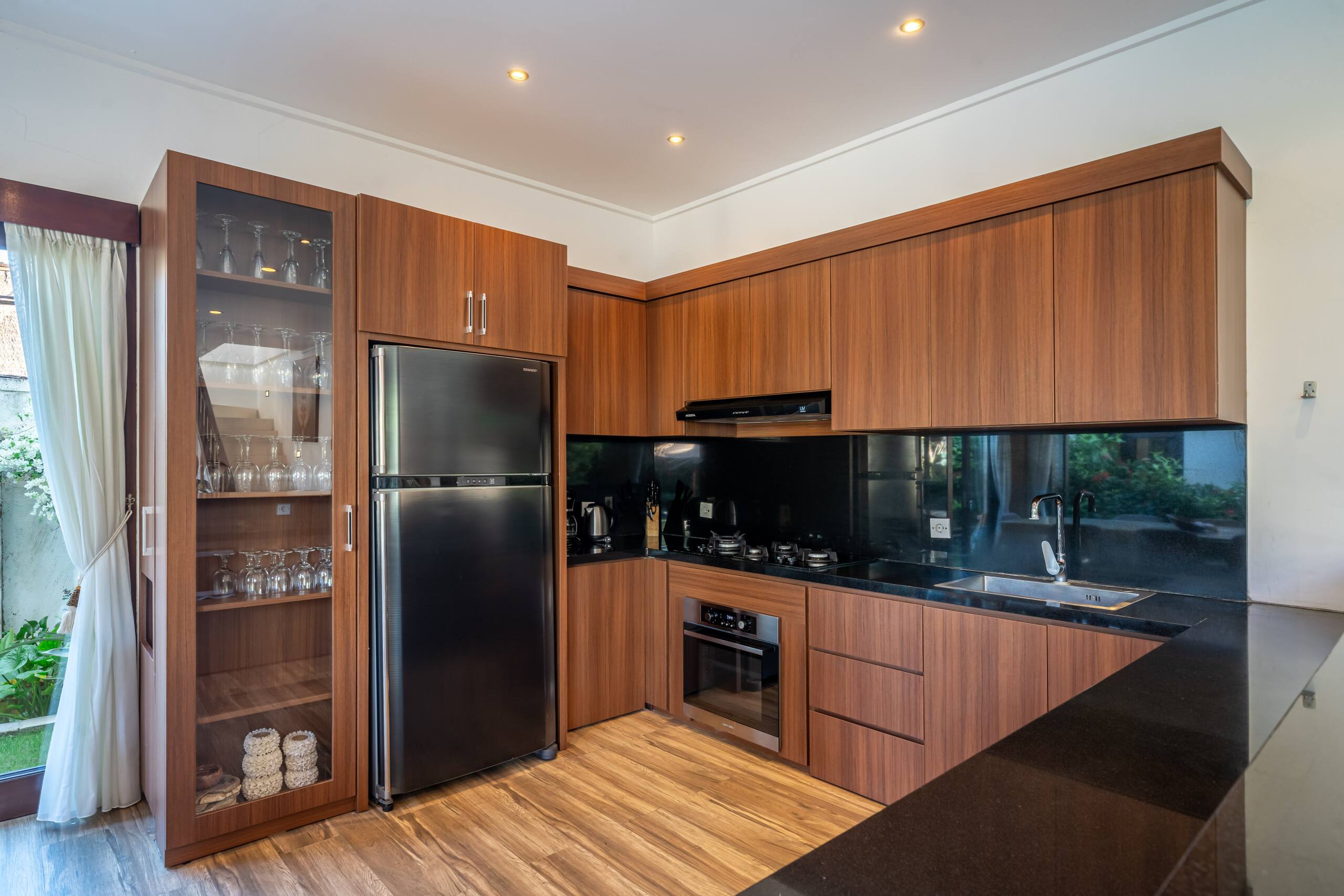 Villa Cemara: spacious 4BR retreat Seminyak 13
