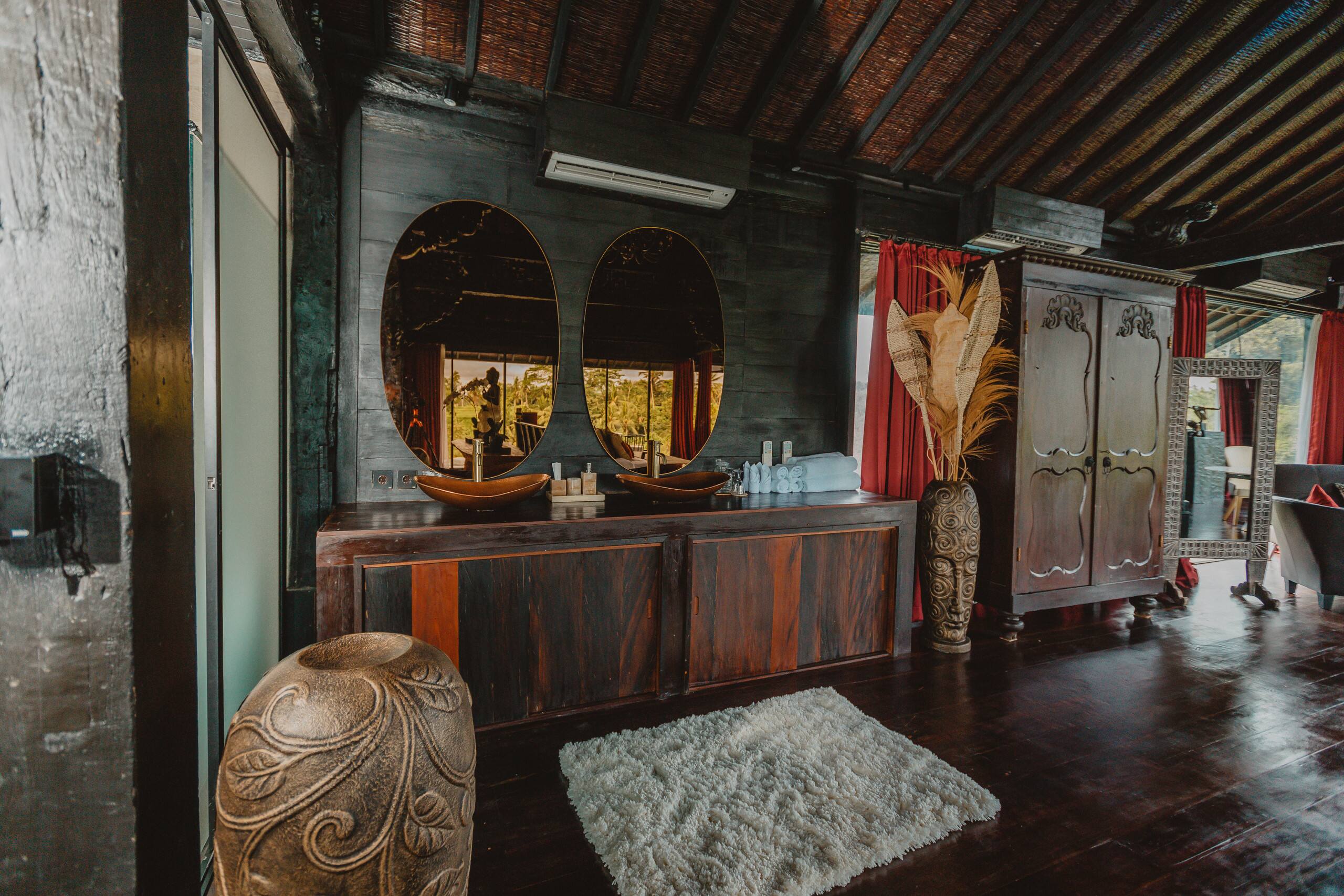 300 Yr Old Temple Experience @ VillaCellaBella 14