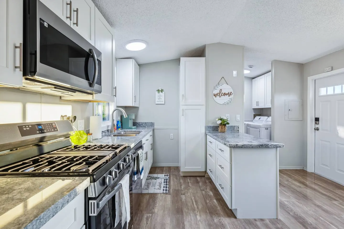 Riverbend Villa 2bd 2ba River Access Games 13